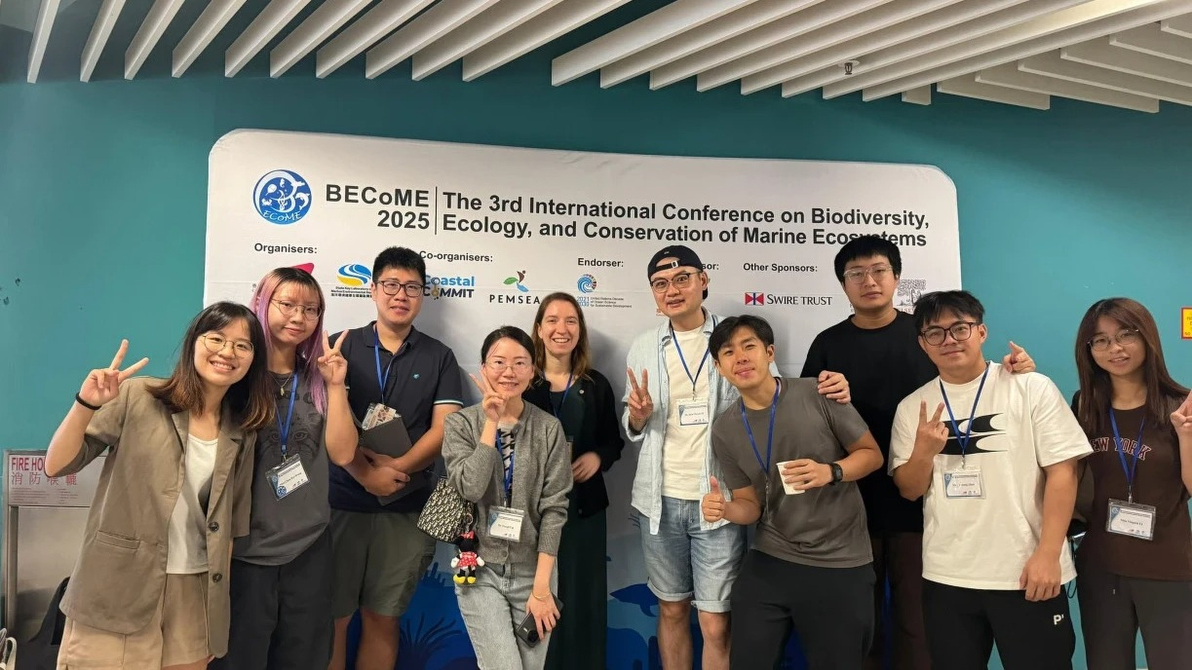 Jack Ip (fifth from right) with his team of researchers. Photo: Lingnan University