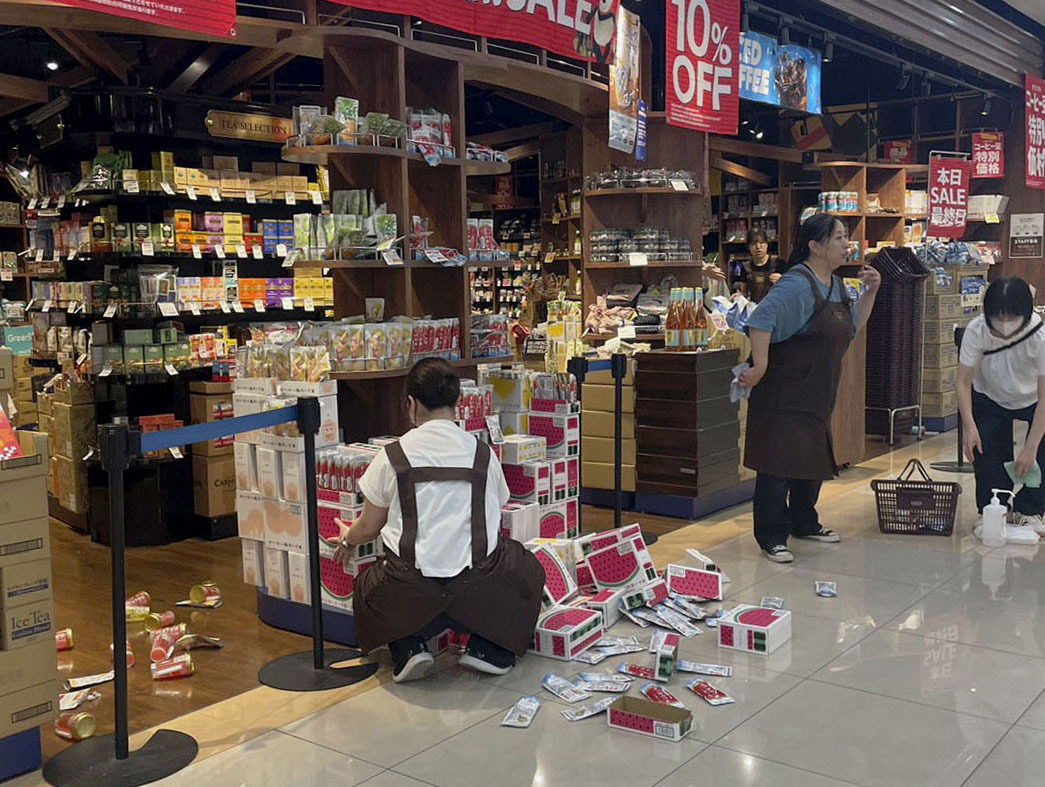 Fallen items at a shopping centre in Kikuyo, Japan’s southern Kumamoto prefecture, following an earthquake on Tuesday. Photo: Kyodo