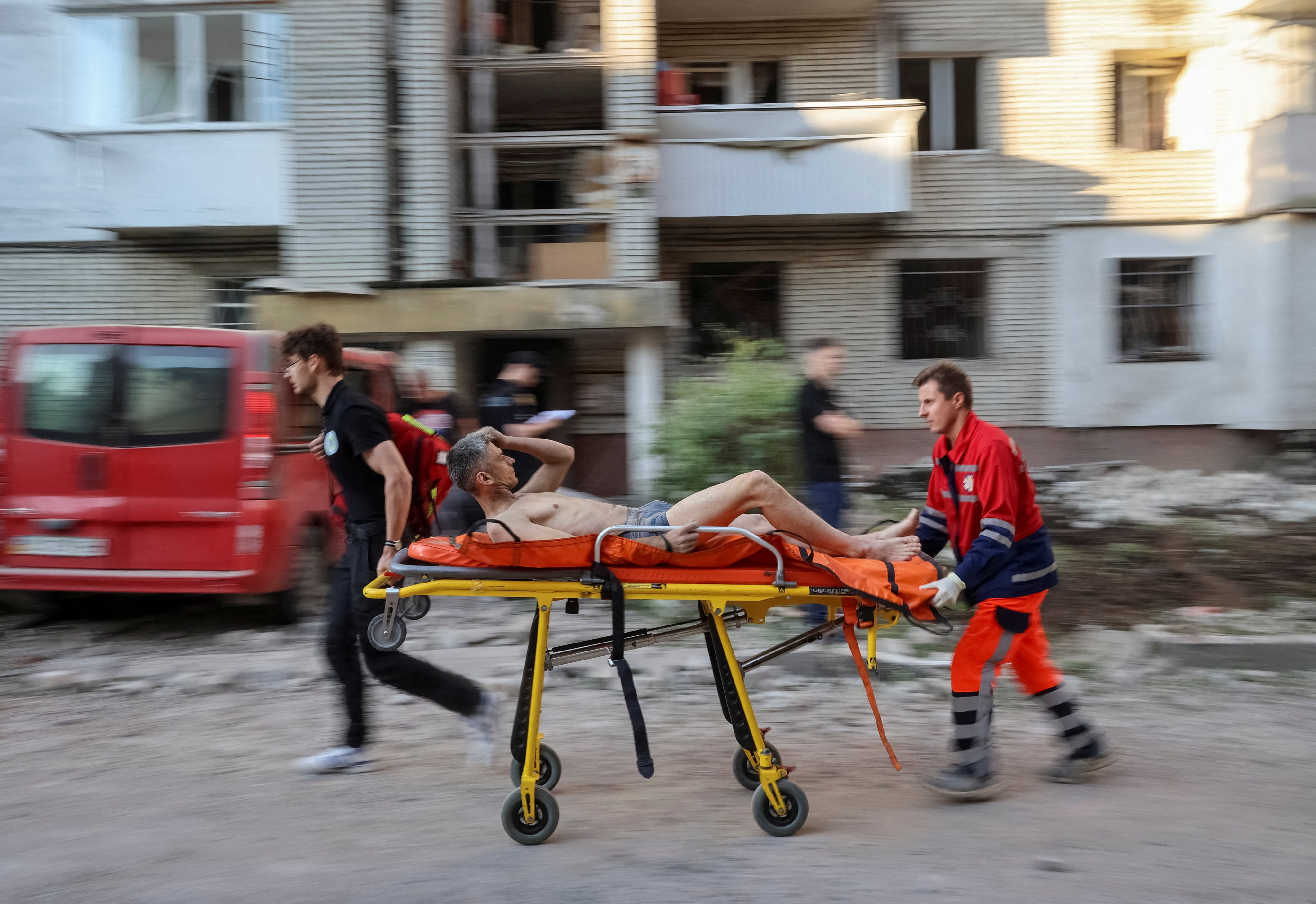 Medical workers help the wounded in Lviv. Photo: Reuters