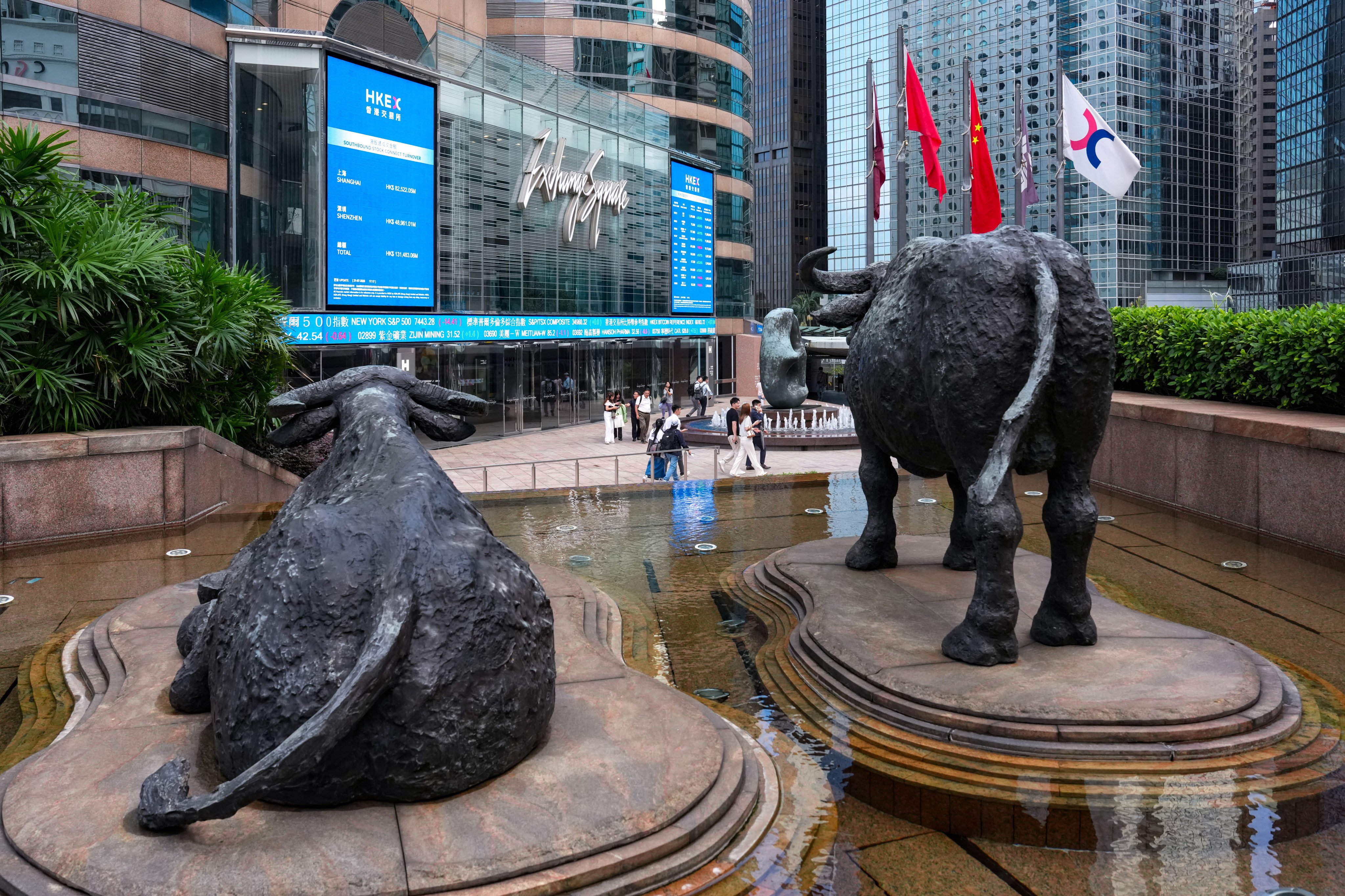 Hong Kong's stock exchange building in Central. Photo: Jelly Tse