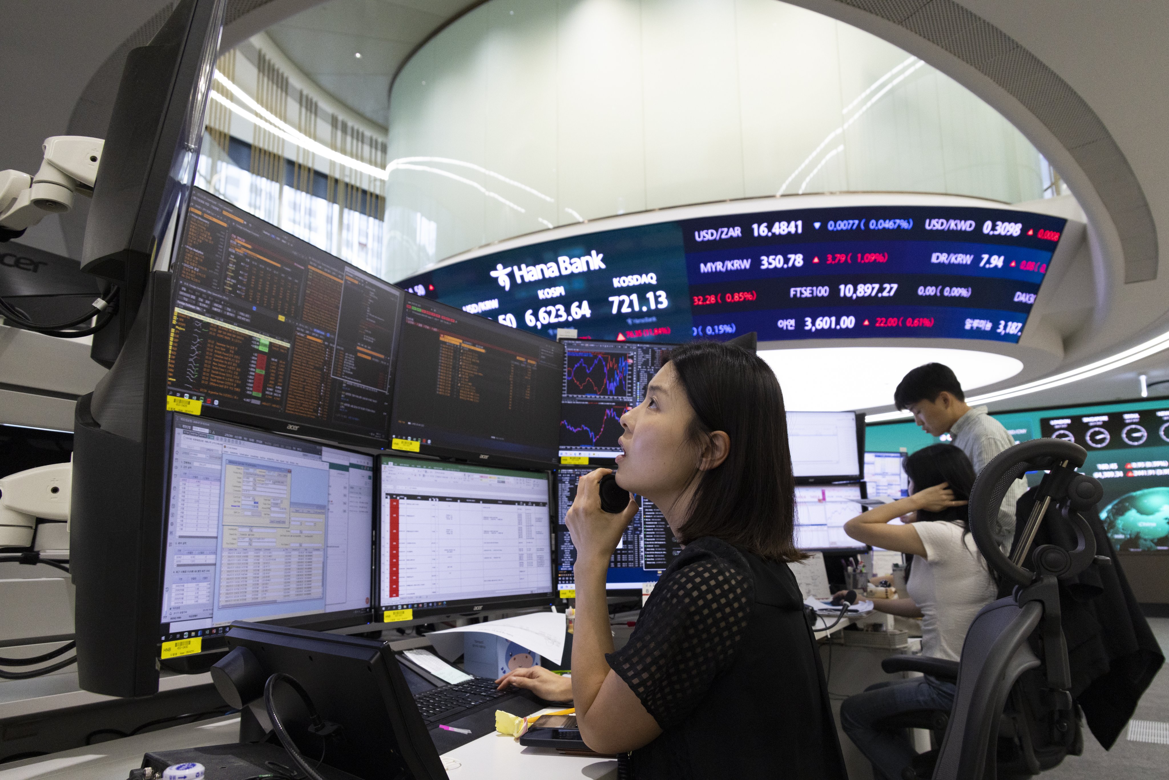 scmp.com - Themis Qi - Not like South Korea? Chinese brokers forecast A-share tech and chip rebound