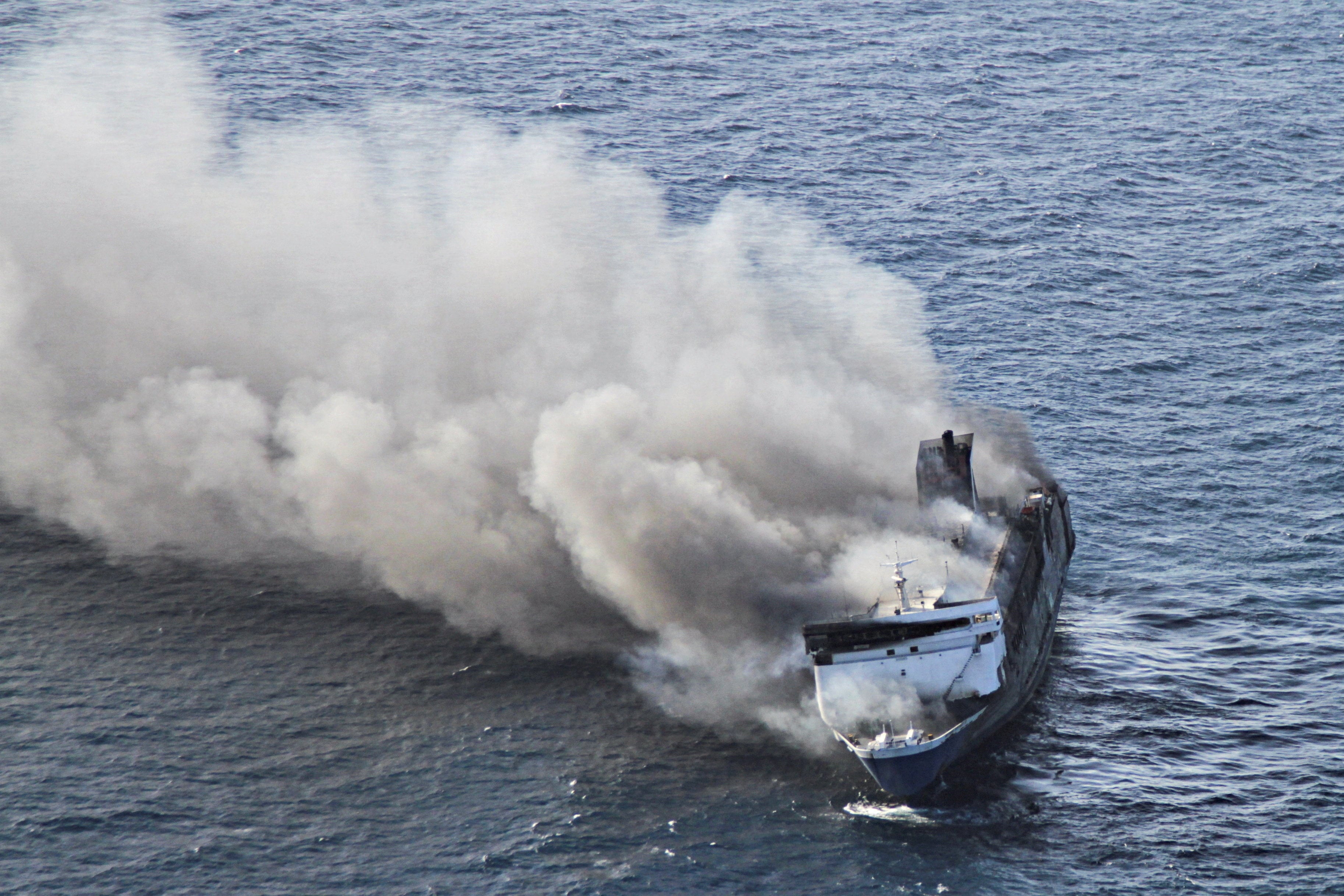 Plumes of smoke rise from a Mutiara Sentosa 2 ferry which caught fire off Indonesia's Madura island in East Java province, Indonesia, August 2, 2026. REUTERS/Stringer     TPX IMAGES OF THE DAY