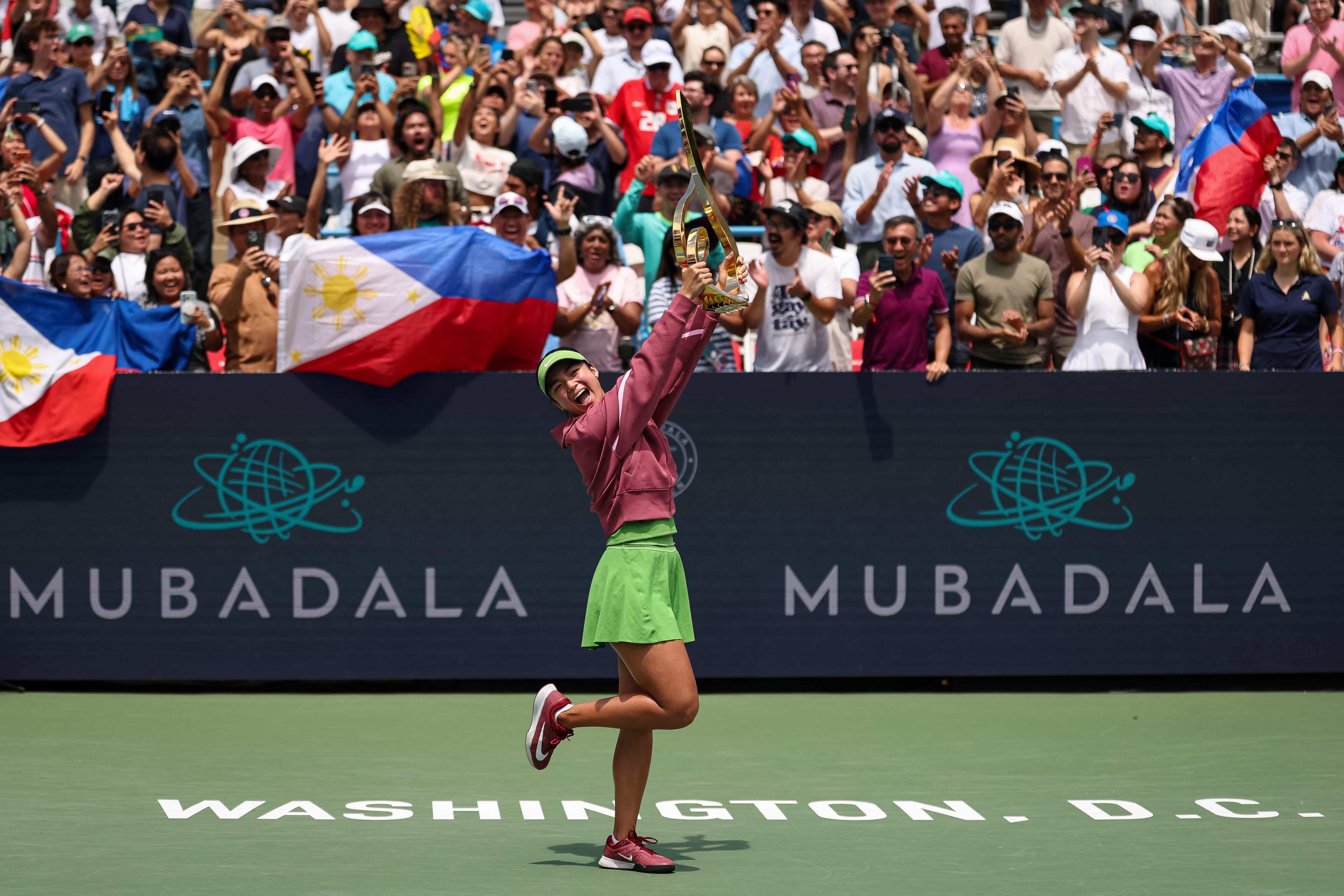 Alexandra Eala of the Philippines beat Jessica Pegula of the United States in the final of the Washington Open. Photo: AFP