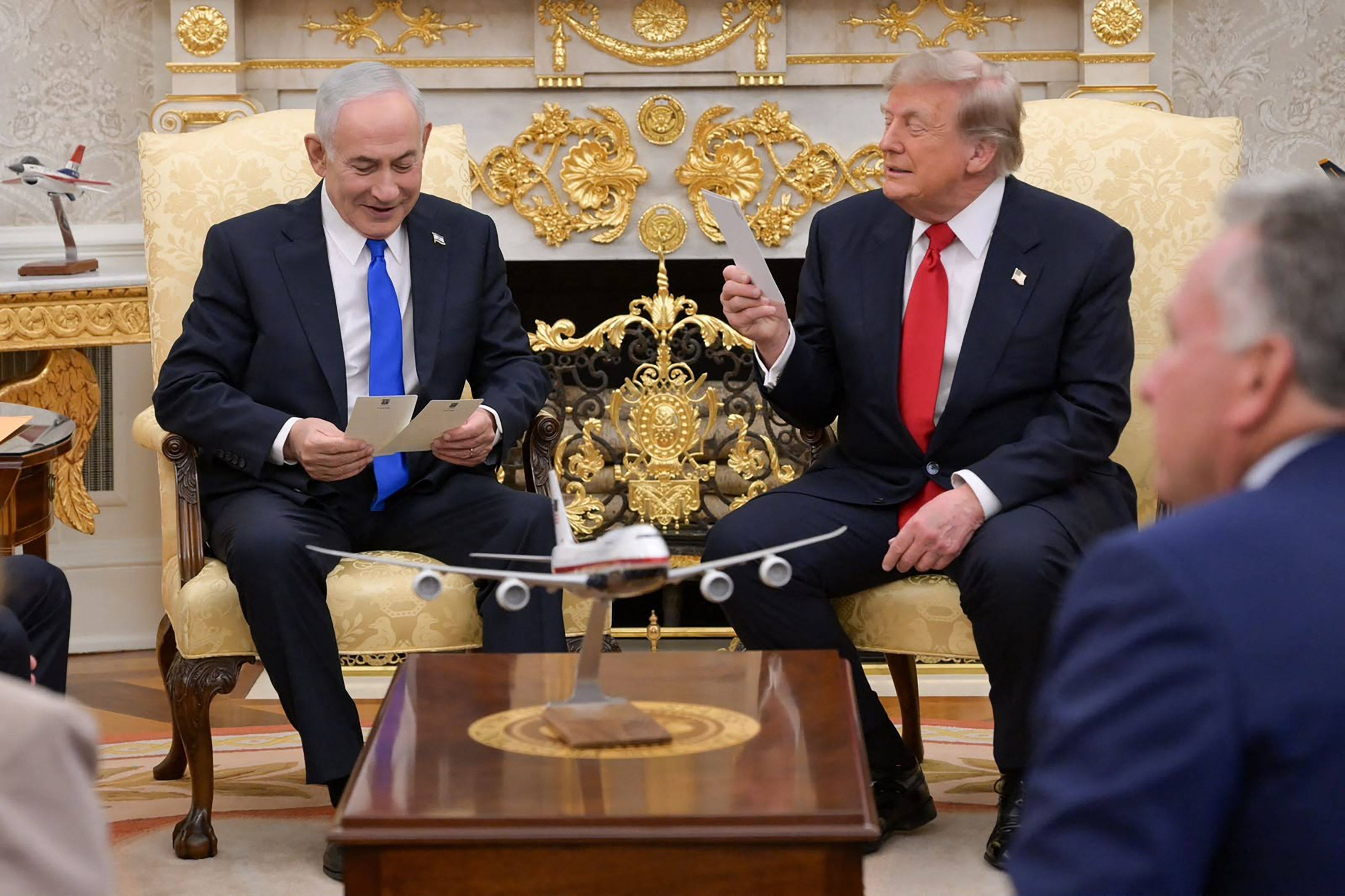 Israel’s Prime Minister Benjamin Netanyahu meets with US President Donald Trump in the Oval Office of the White House on July 28. Photo: AFP/GPO/Handout