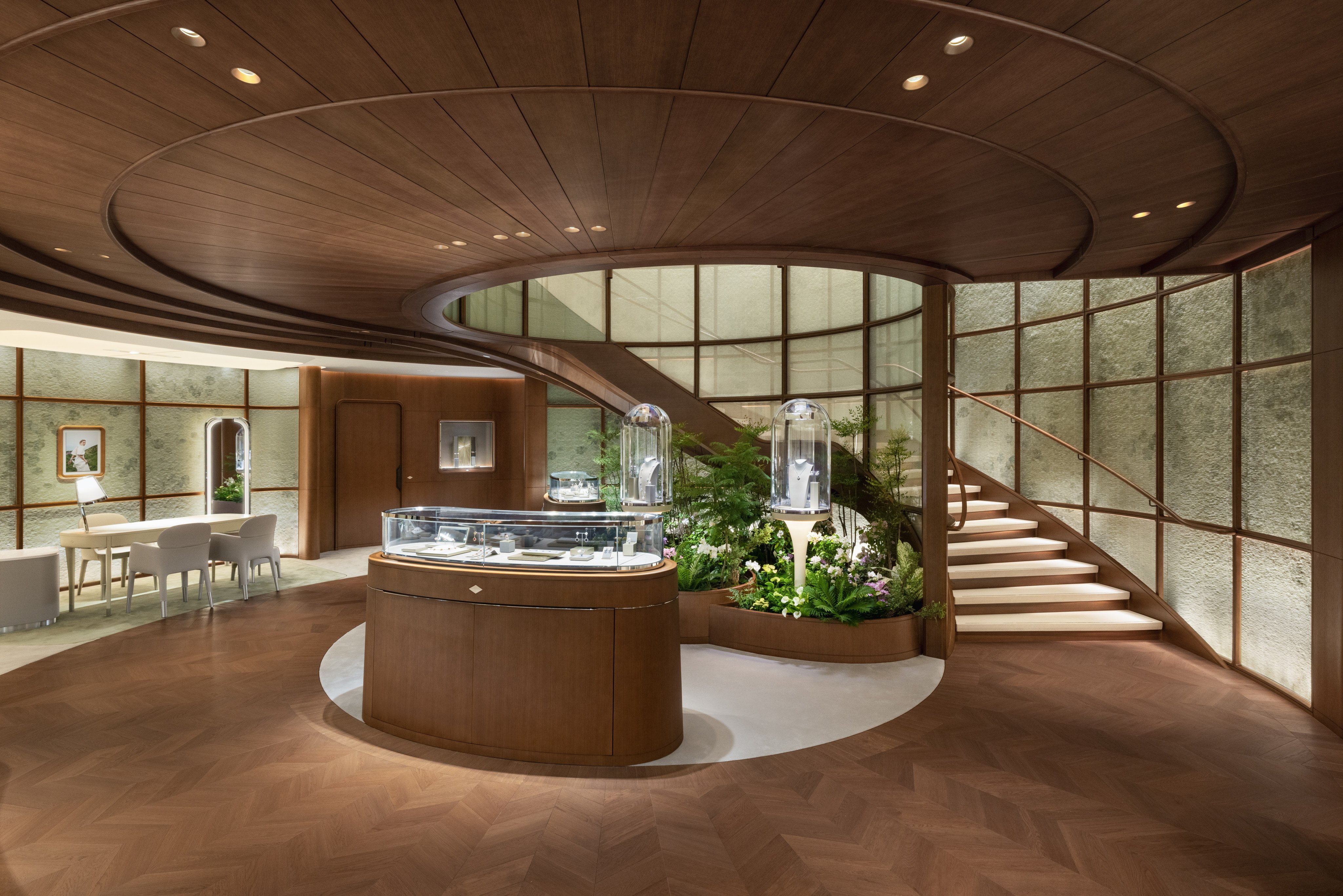 The Van Cleef & Arpels Hong Kong Maison is located at Alexandra House in Central district. Photo: Handout