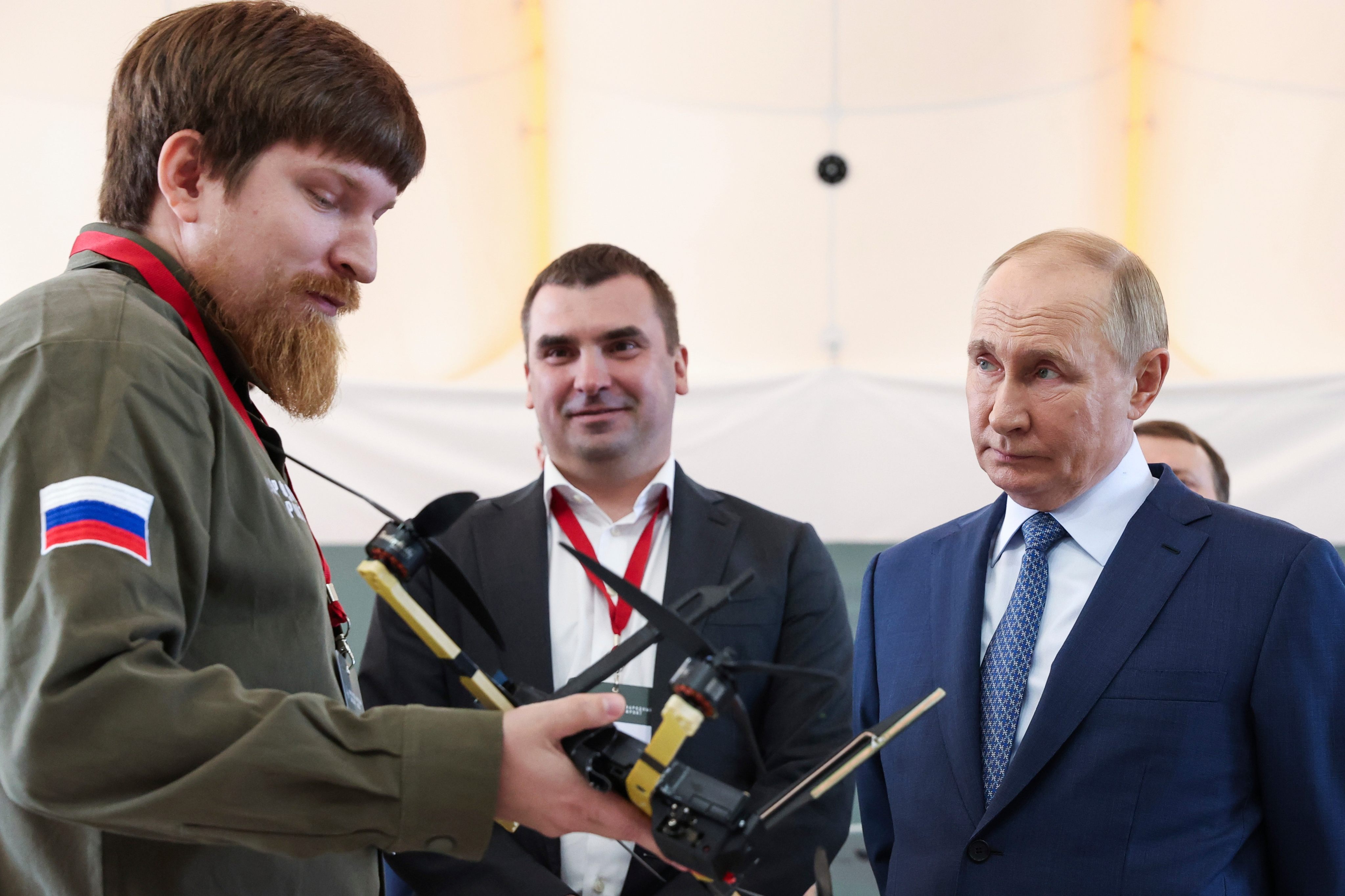 Vladimir Tkachuk, head of the Uraldronzavod factory, speaking to Russian President Vladimir Putin in 2024. Photo: Sputnik via AP