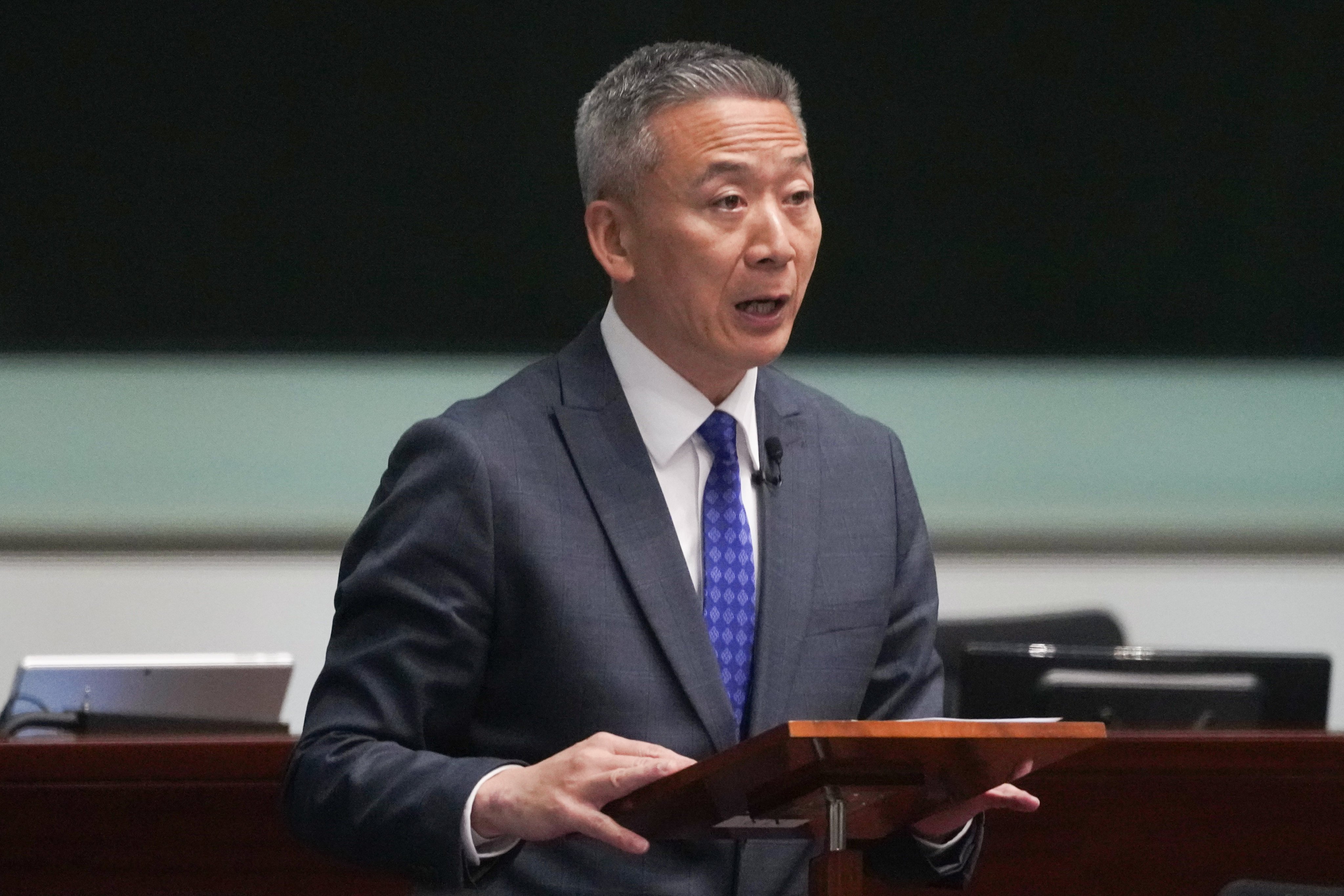 Lawmaker Perry Yiu speaks during the first meeting of the eighth Legislative Council at the Legco Complex chamber. Photo: Karma Lo