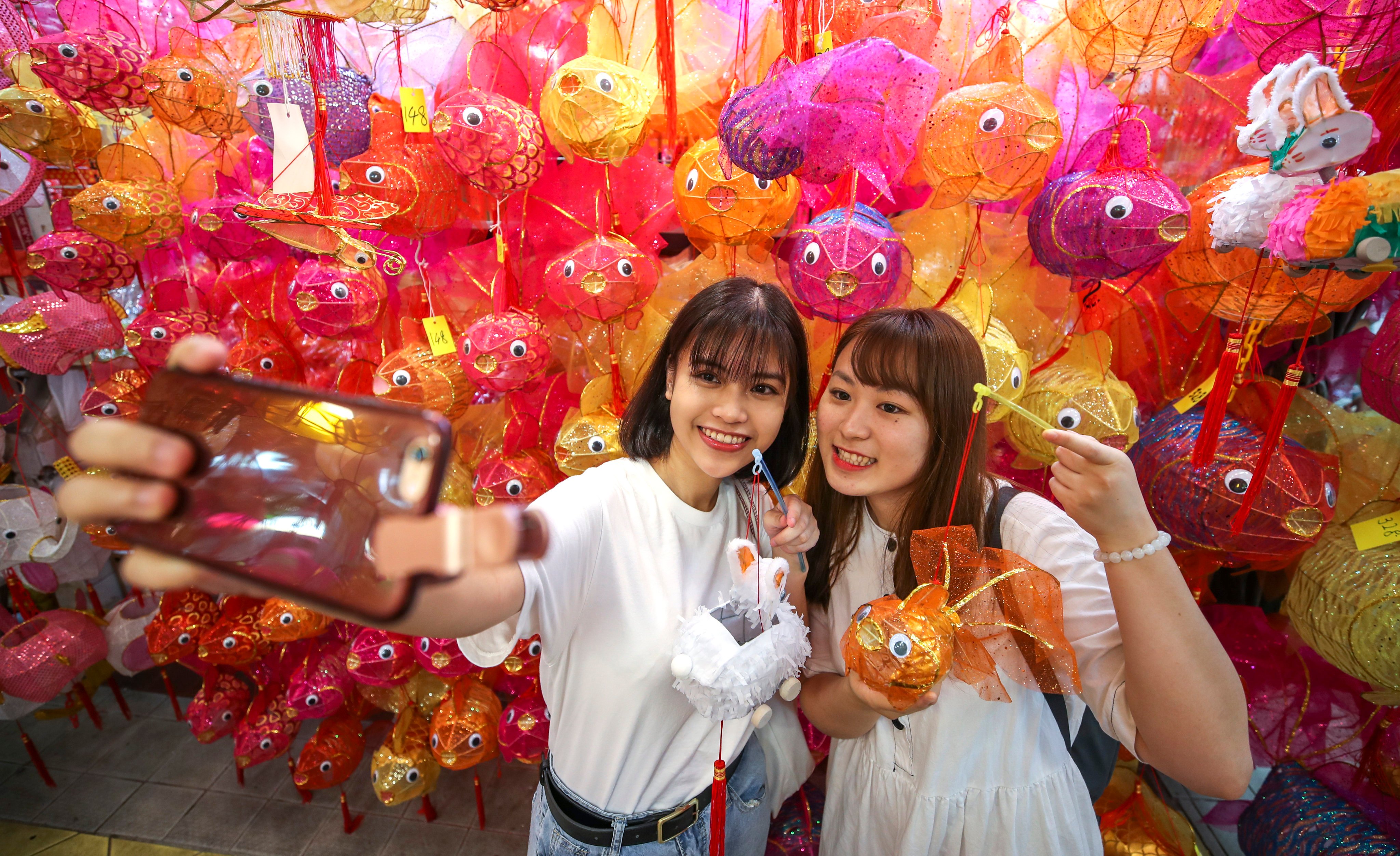 According to survey findings, 69.2 per cent of respondents edited their photos before posting them online. Photo: Winson Wong