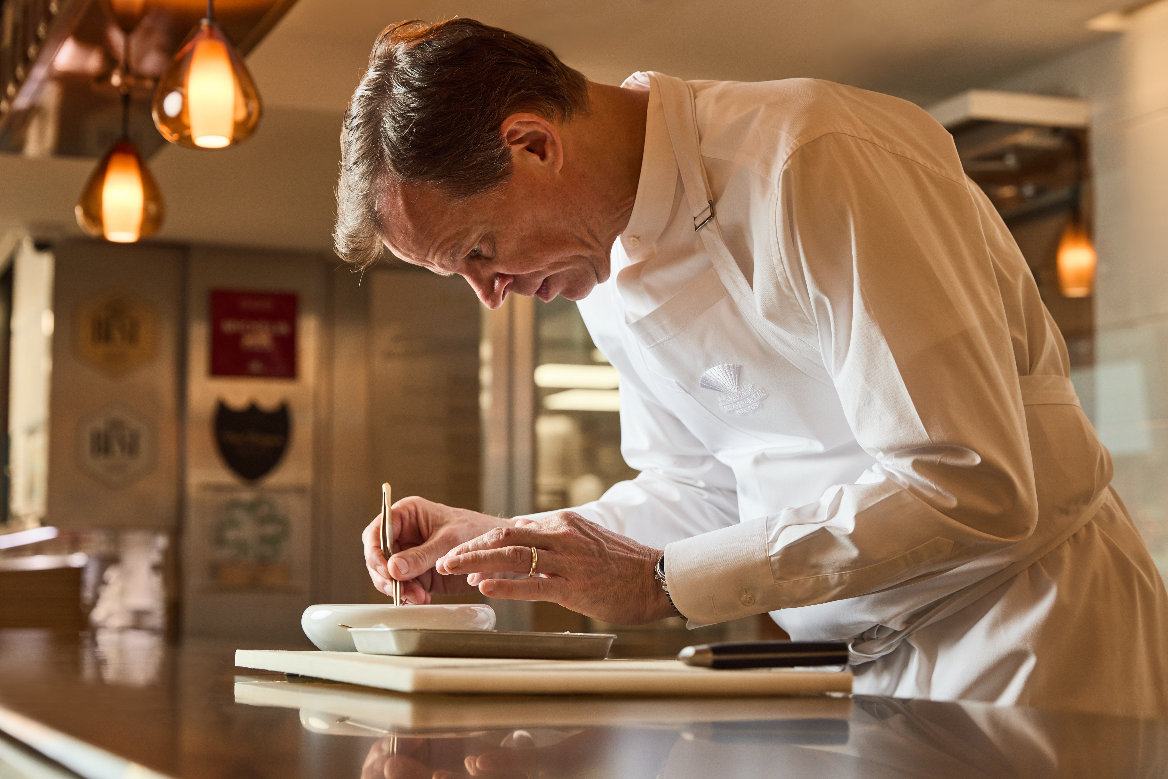 Richard Ekkebus of Amber and Mandarin Oriental The Landmark has pioneered many of the sustainability initiatives at the hotel. Amber gained a Michelin Green Star in 2022 and has retained it since. Photo: Amber