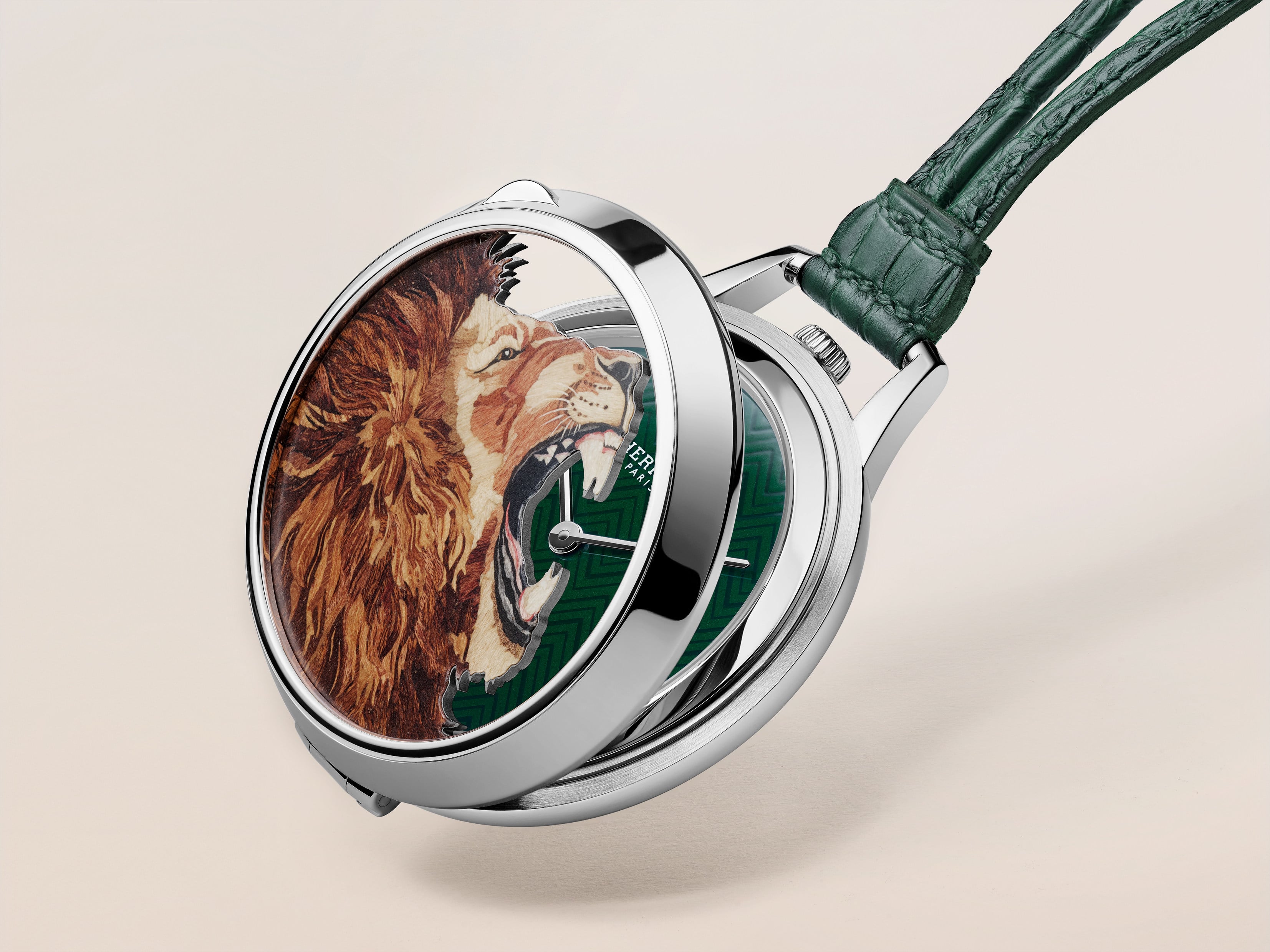 Slim d’Hermès Pocket Roaaaaar! Photo: Handout