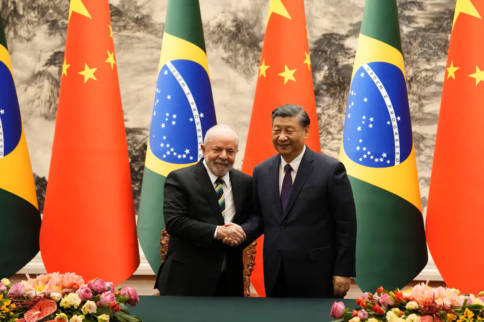 Chinese President Xi Jinping (right) and Brazilian President Luiz Inacio Lula da Silva in Beijing in May 2025. China has asked to join Brazil’s WTO consultations over US tariffs. Photo: AP