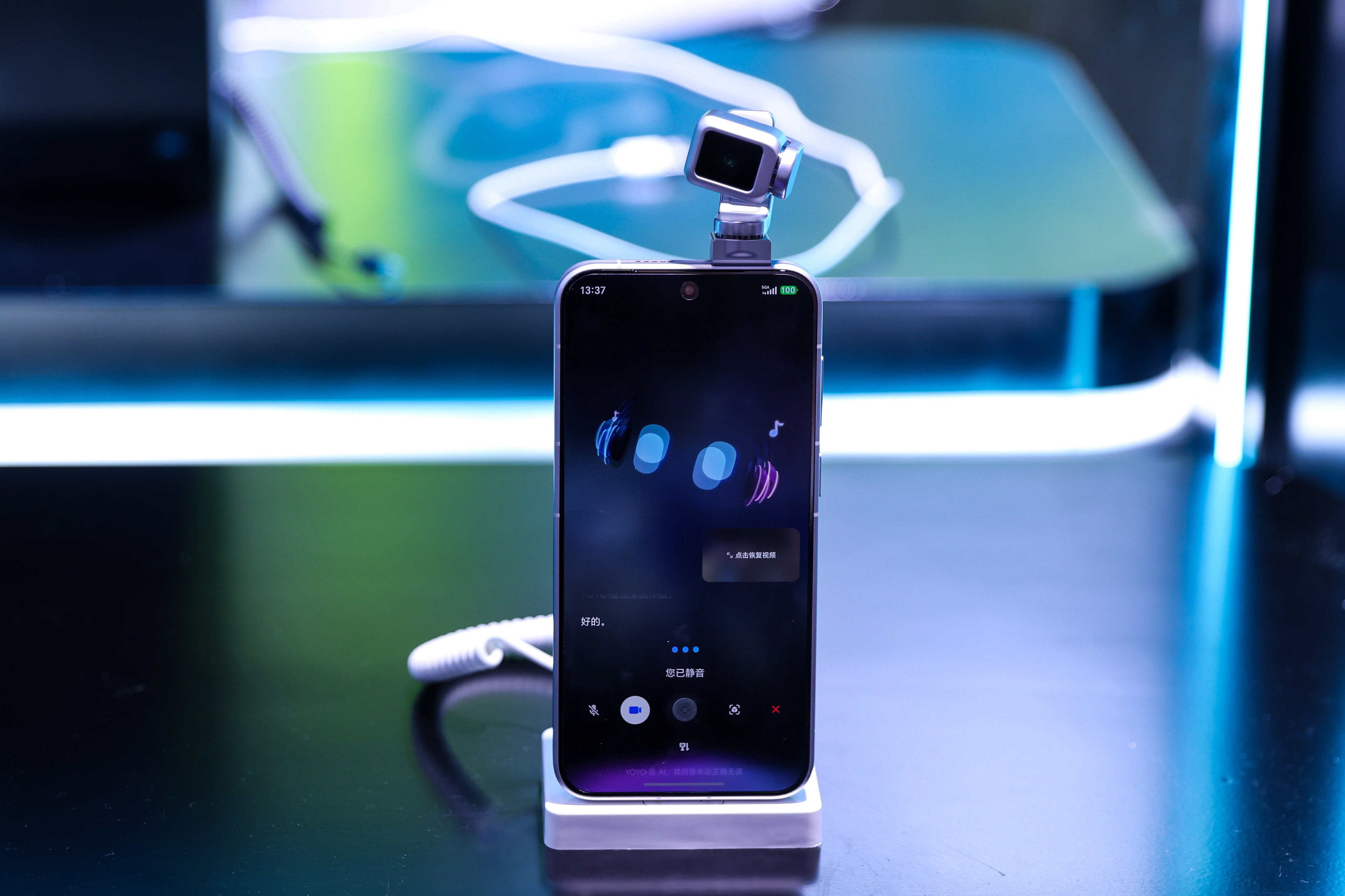 Chinese smartphone maker Honor has launched the Robot Phone, a handset with a motorised, fold-out gimbal camera. Photo: Handout