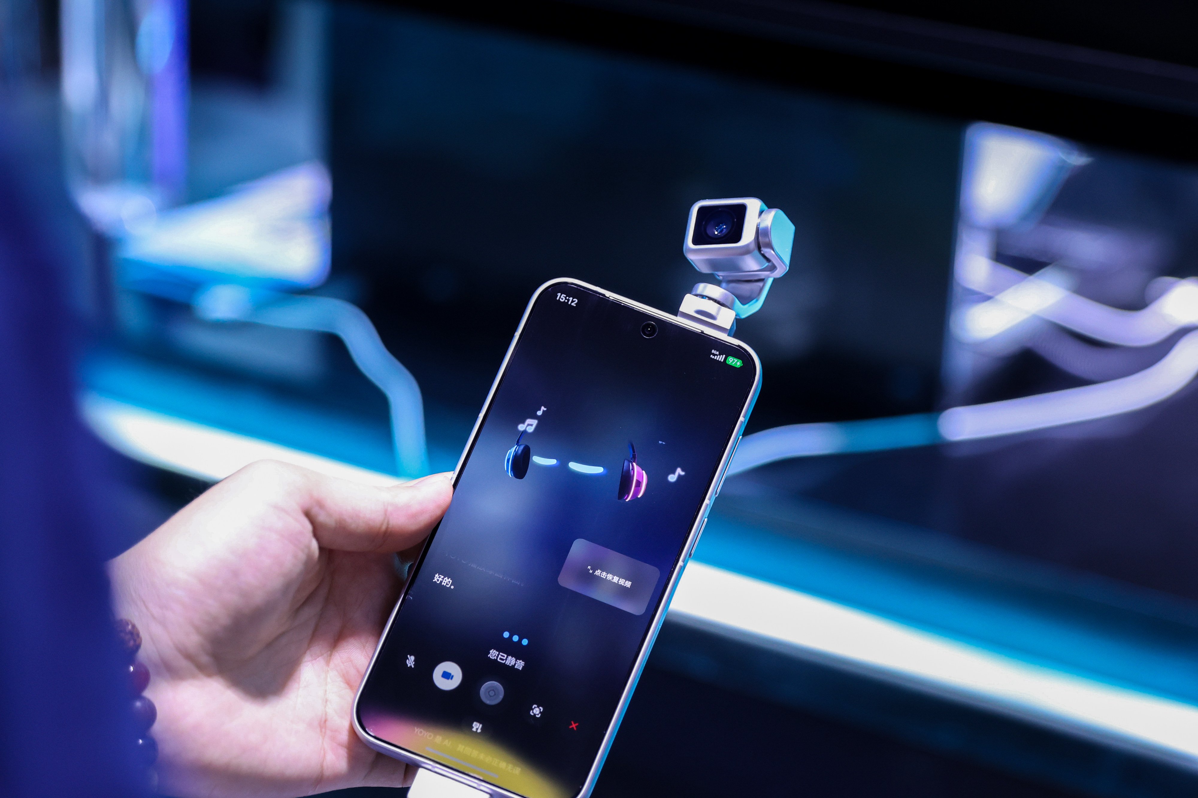Chinese smartphone maker Honor has launched the Robot Phone, a handset with a motorised, fold-out gimbal camera. Photo: Handout