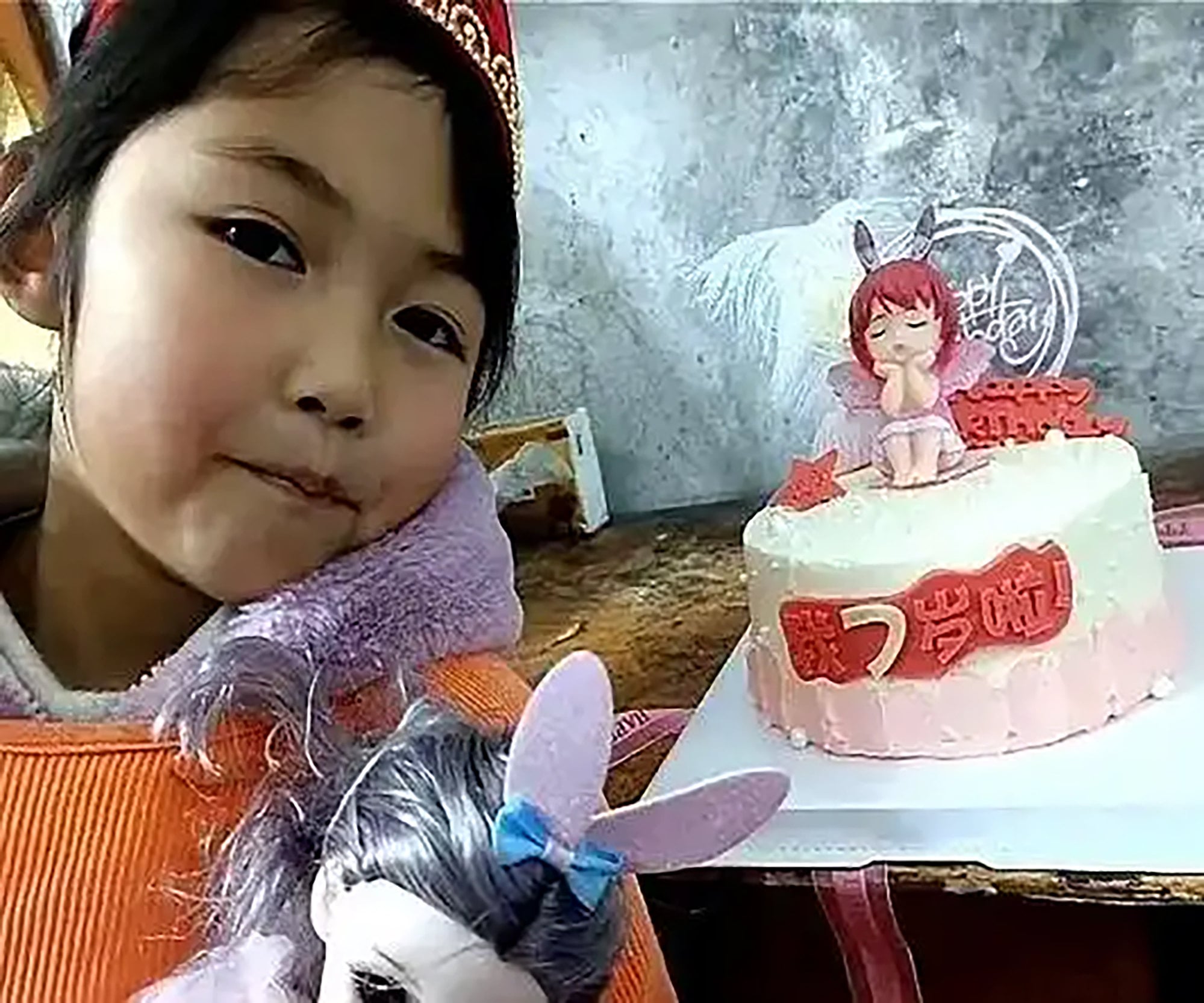 The photo above captures Xinlei celebrating her seventh birthday. Her mother recently shared with the media that medical tests have confirmed Xinlei’s remarkable recovery and good health. Photo: Baidu The photo above captures Xinlei celebrating her seventh birthday. Her mother recently shared with the media that medical tests have confirmed Xinlei’s remarkable recovery and good health. Photo: Baidu
