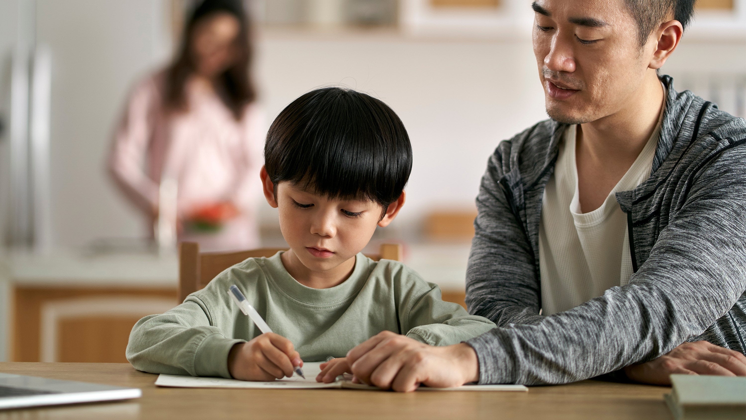 Fear of falling behind drives parents to overload young children with advanced coursework. Photo: Shutterstock