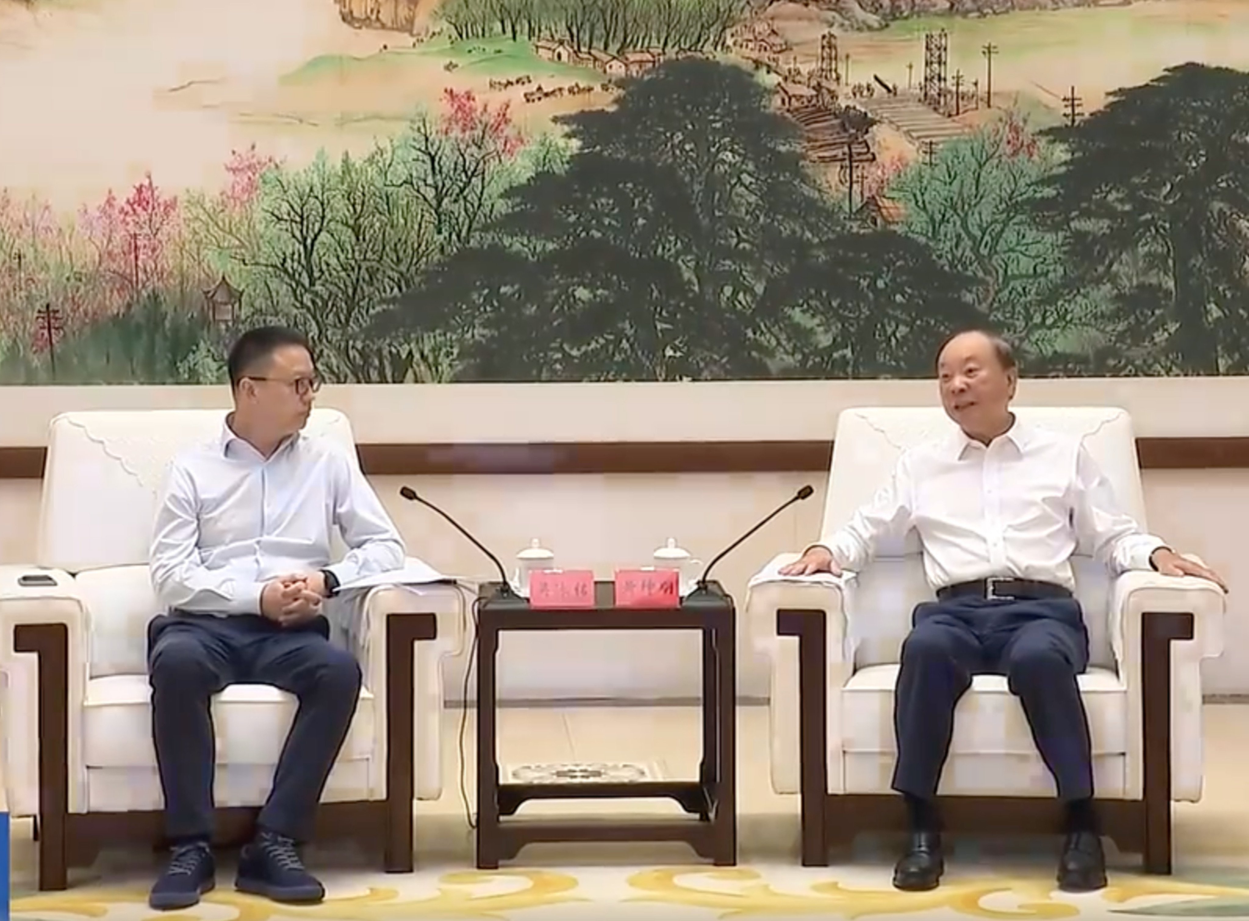 scmp.com - Coco Feng - China's richest province taps Alibaba to power its AI and chip push