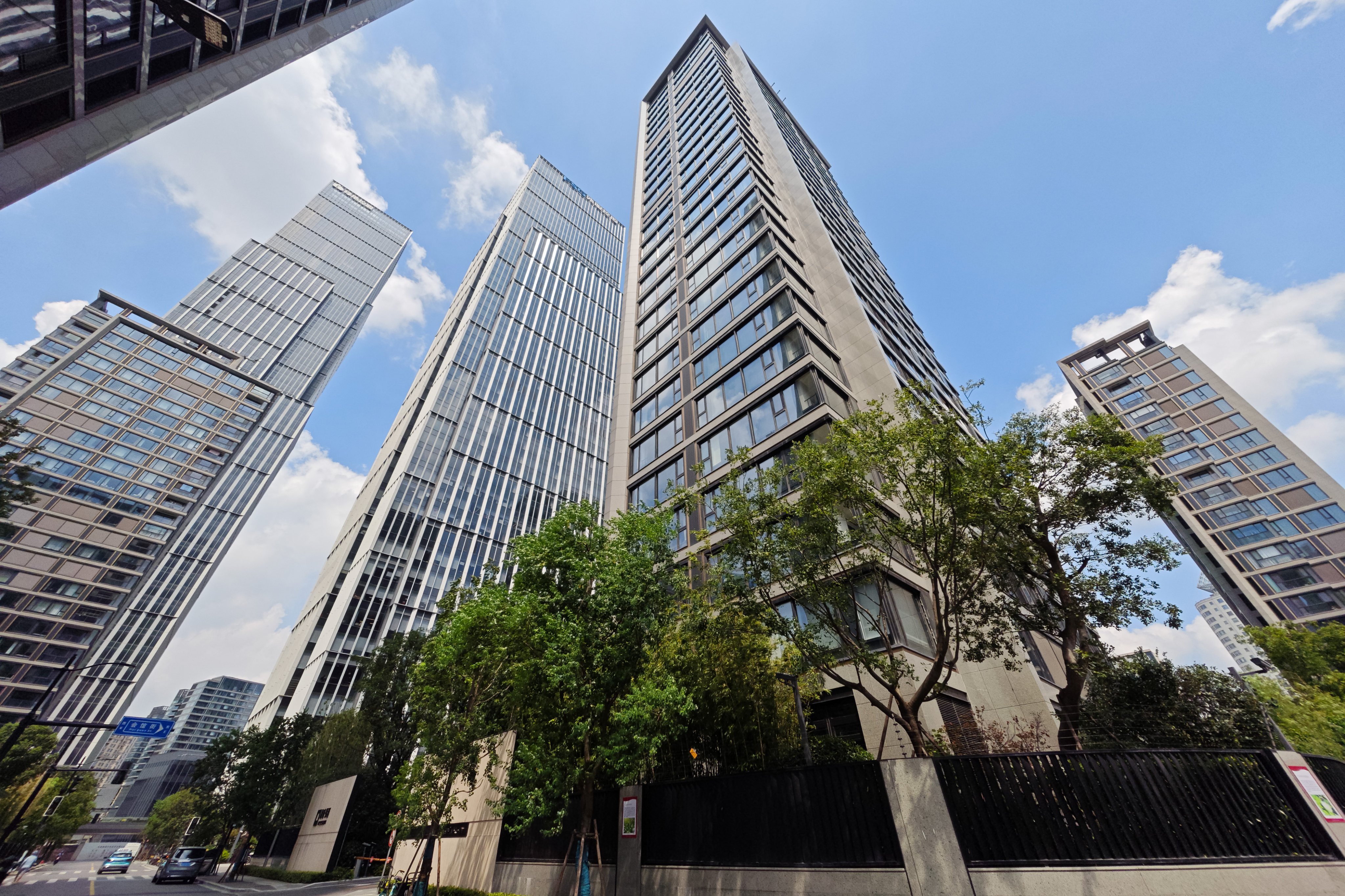 scmp.com - Daniel Ren - Rebound in China luxury home sales divorced from rest of market: analysts