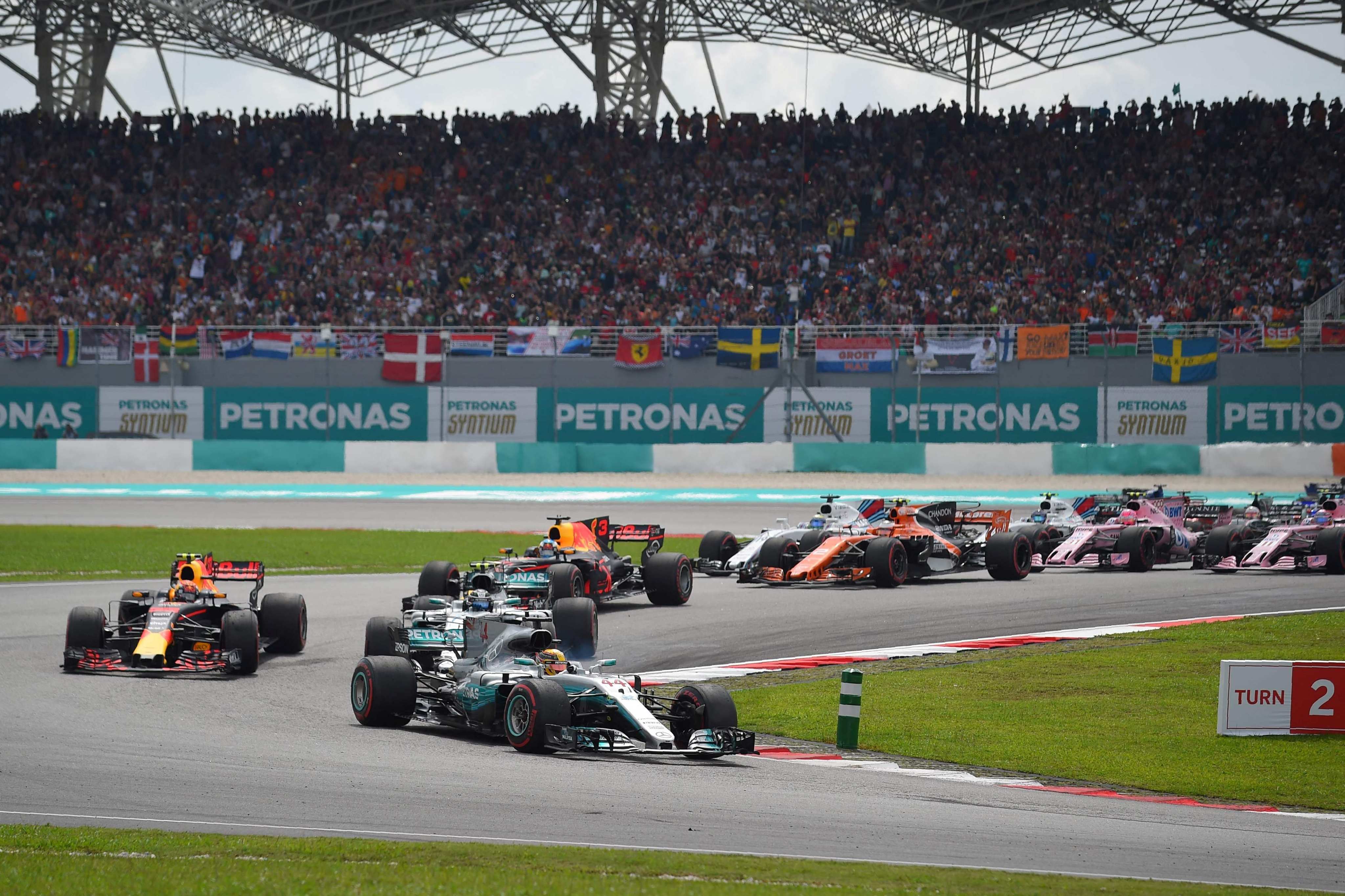 Then Mercedes’ British driver Lewis Hamilton leads the pack during the 2017 F1 Malaysia Grand Prix in Sepang. Photo: AFP