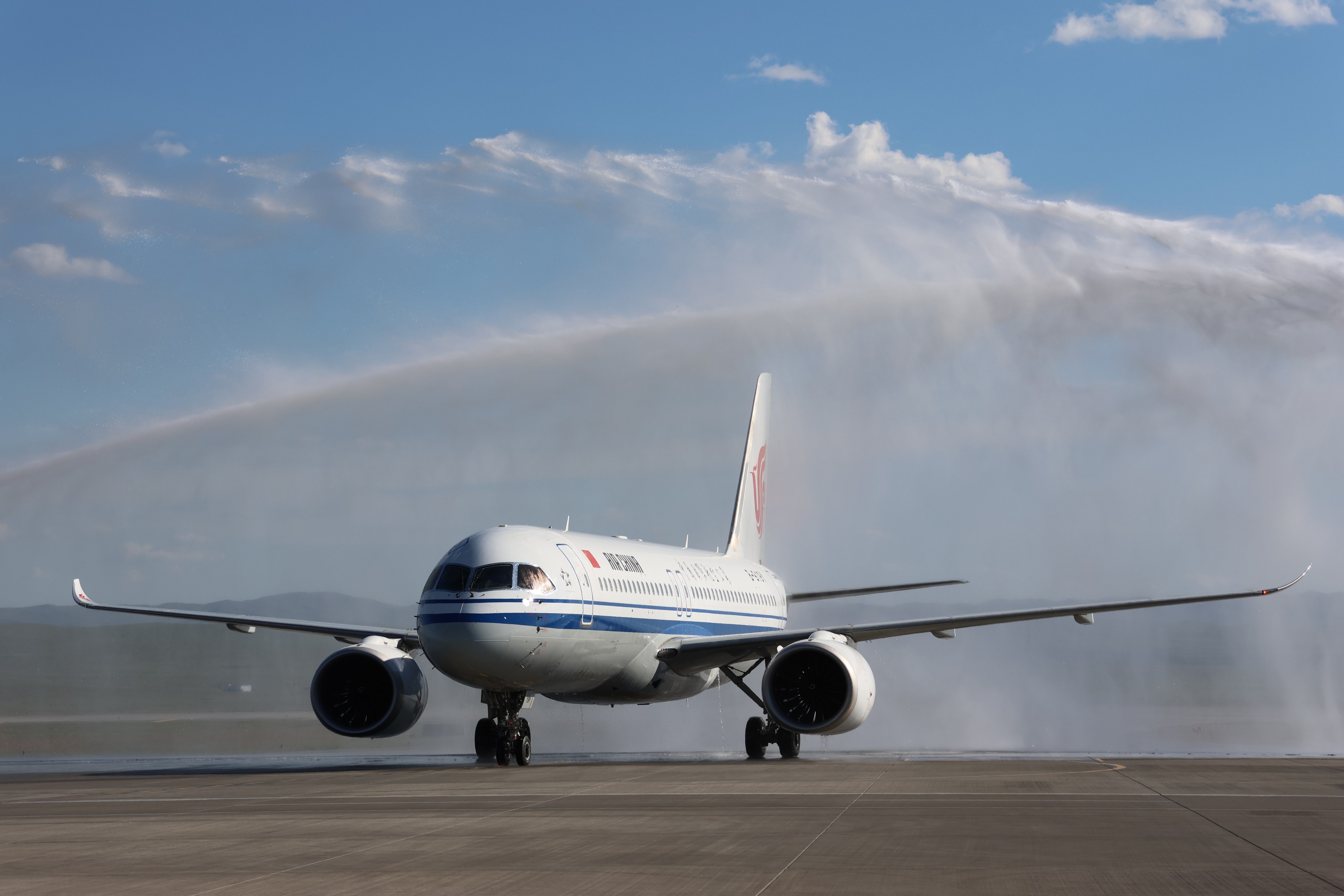 Demand is soaring for China’s domestically developed C919 large passenger aircraft but a shortage of parts and supply chain production remain a problem. Photo: Xinhua