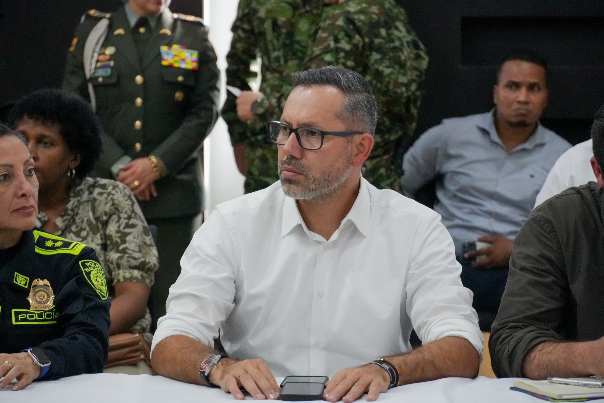 Colombian Housing Minister Jaime Andres Beltran (centre). Photo: X/soyjaimeandres