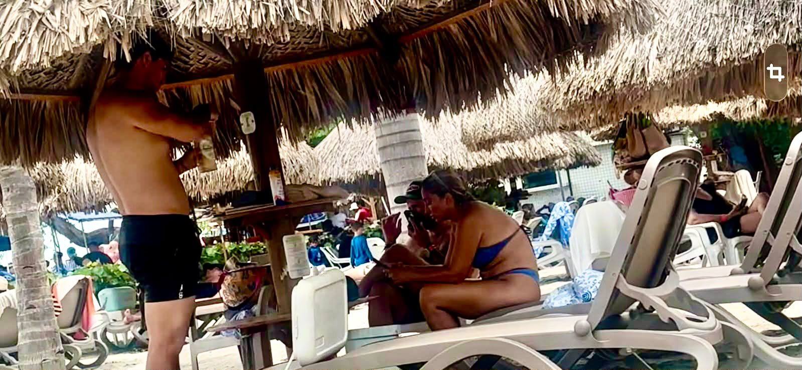 Colombian Housing Minister Jaime Andres Beltran has faced backlash for going on a Caribbean holiday during the country’s earthquake crisis. Photo: X/VillanueAle