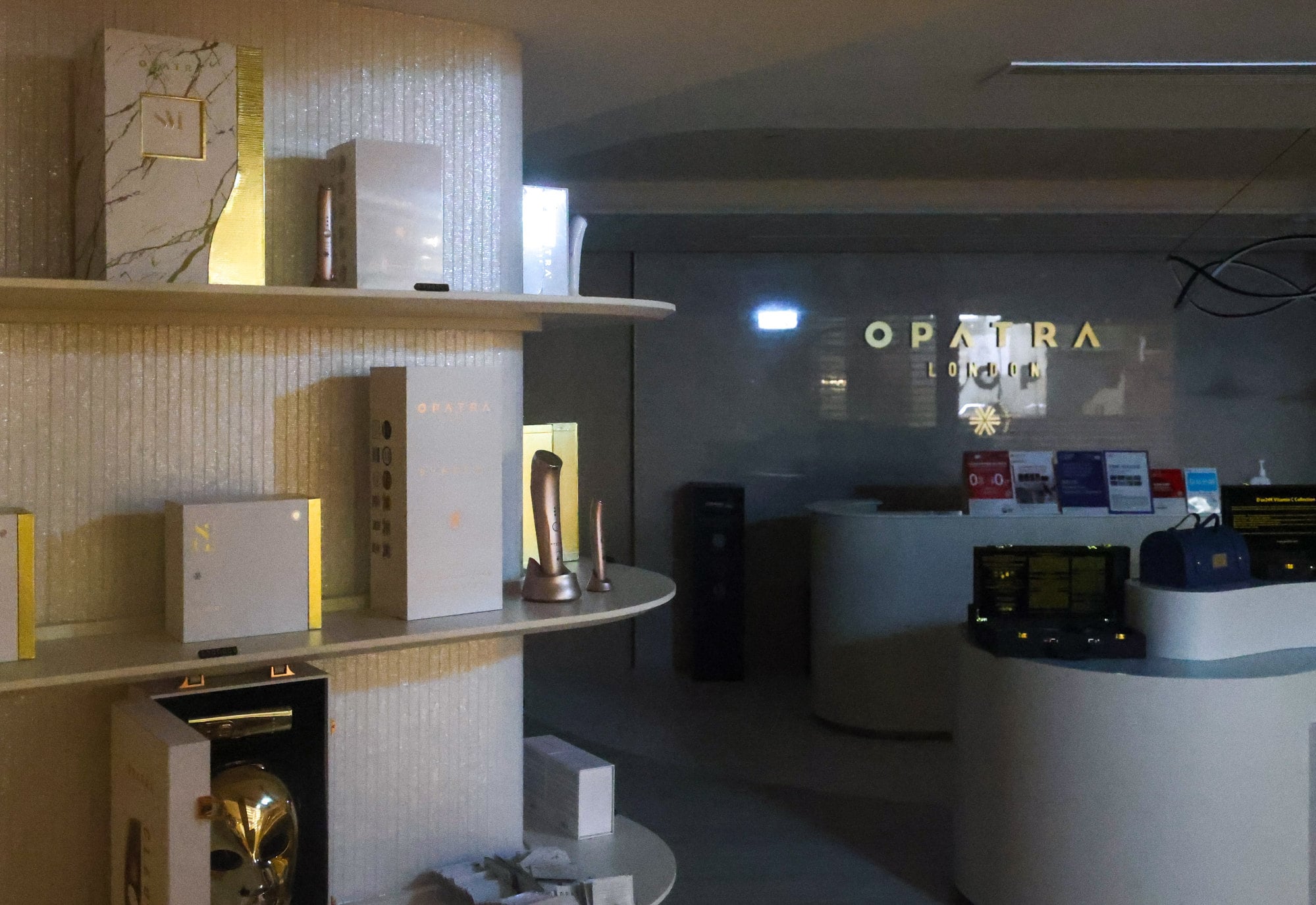 A closed branch of Opatra London on Russell Street in Causeway Bay. Photo: Nora Tam