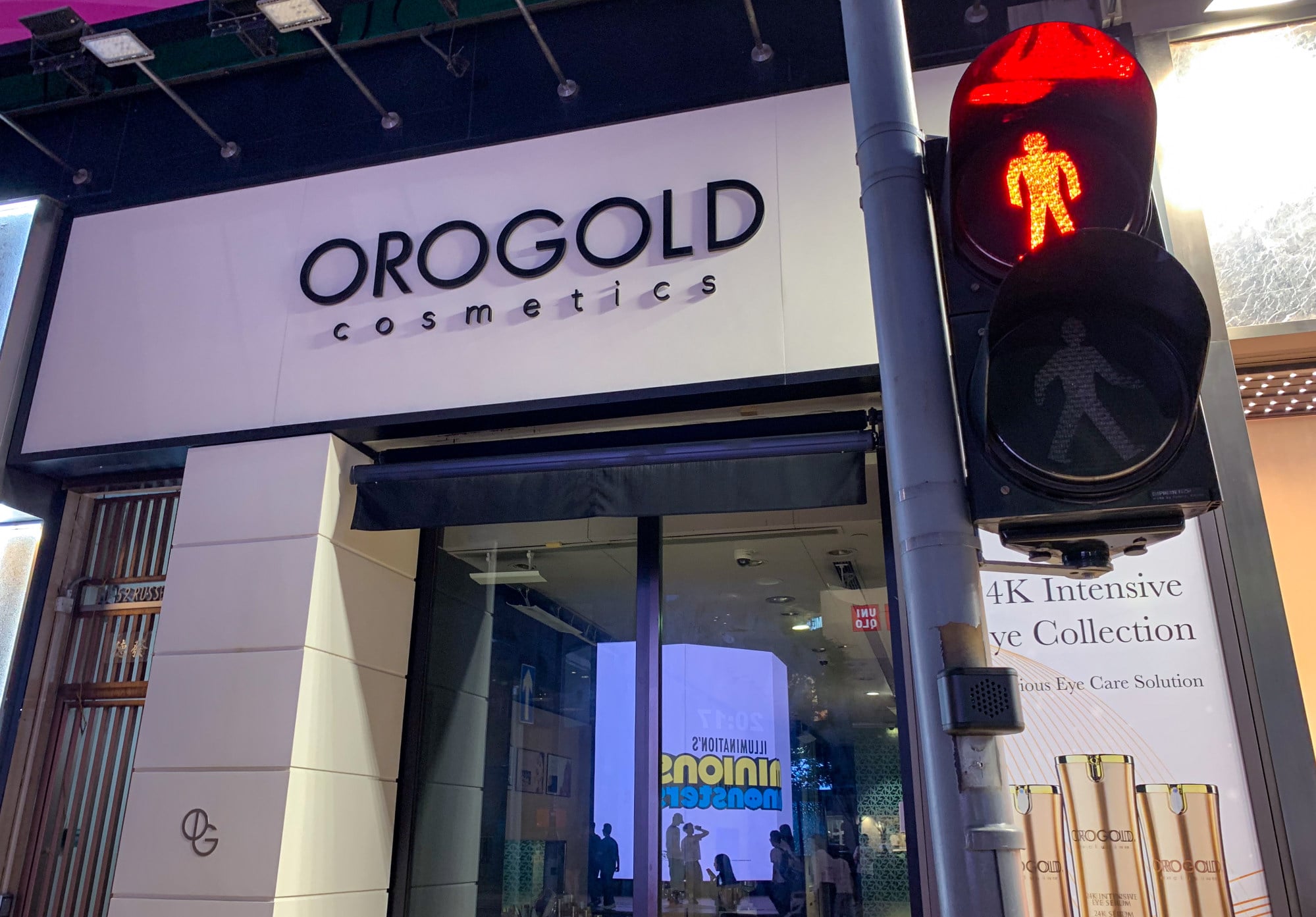 A former Orogold employee has spoken of the aggressive tactics used at the brand’s outlets in Hong Kong. Photo: Warton Li