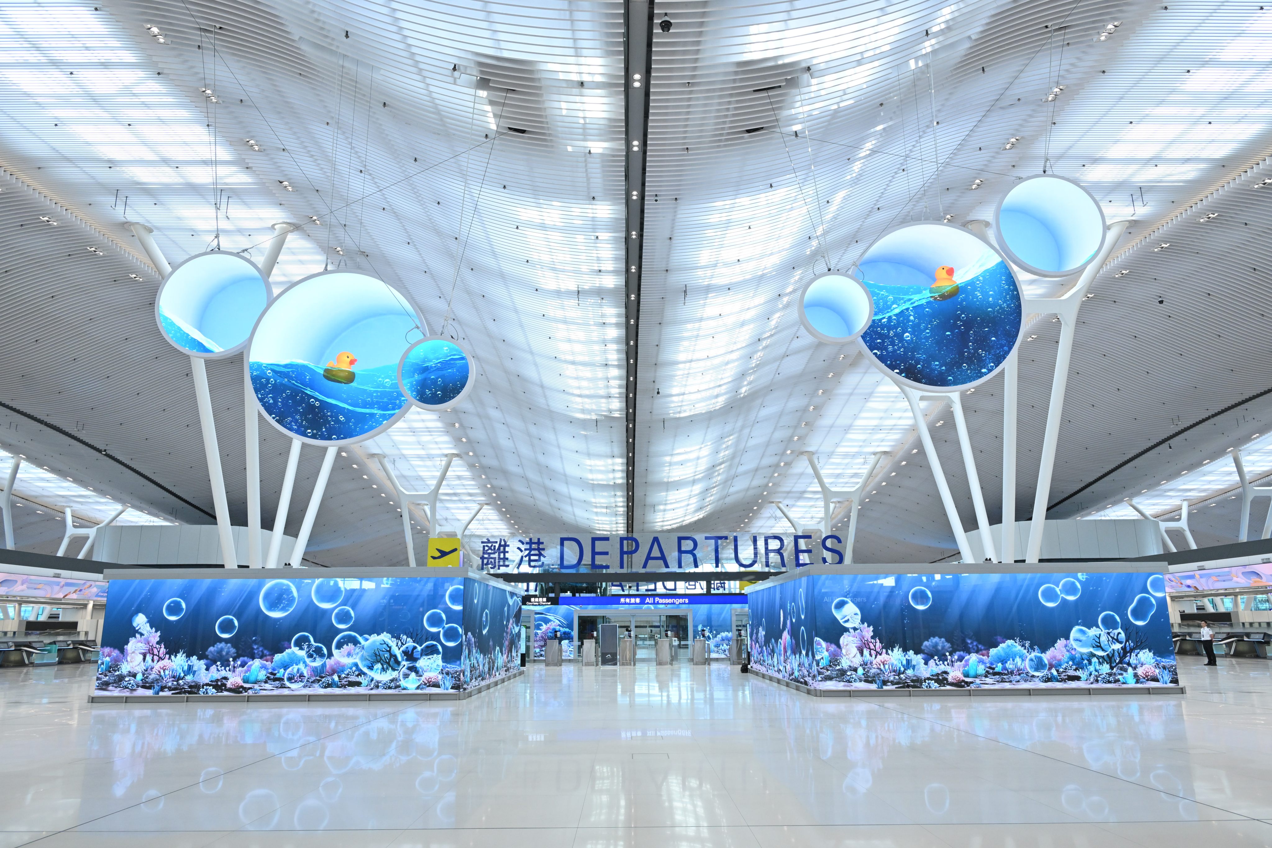 scmp.com - Morning Studio editors - Hong Kong airport embraces future of travel with Terminal 2