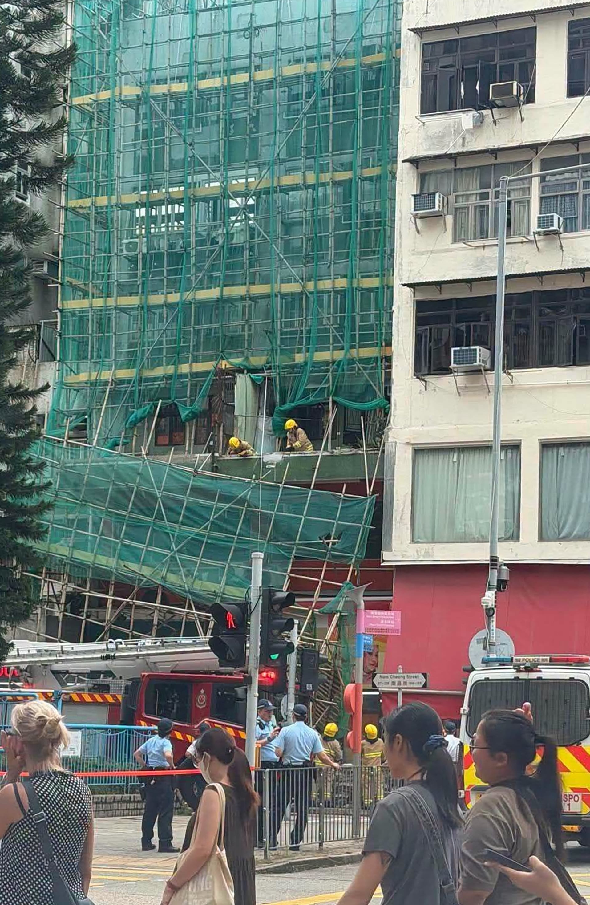 The Buildings Department says the contractor involved had promptly removed the fallen bamboo, adding it would continue to liaise with the building owners’ corporation and contractor over taking apart the remaining structure. Photo: Handout The Buildings Department says the contractor involved had promptly removed the fallen bamboo, adding it would continue to liaise with the building owners’ corporation and contractor over taking apart the remaining structure. Photo: Handout