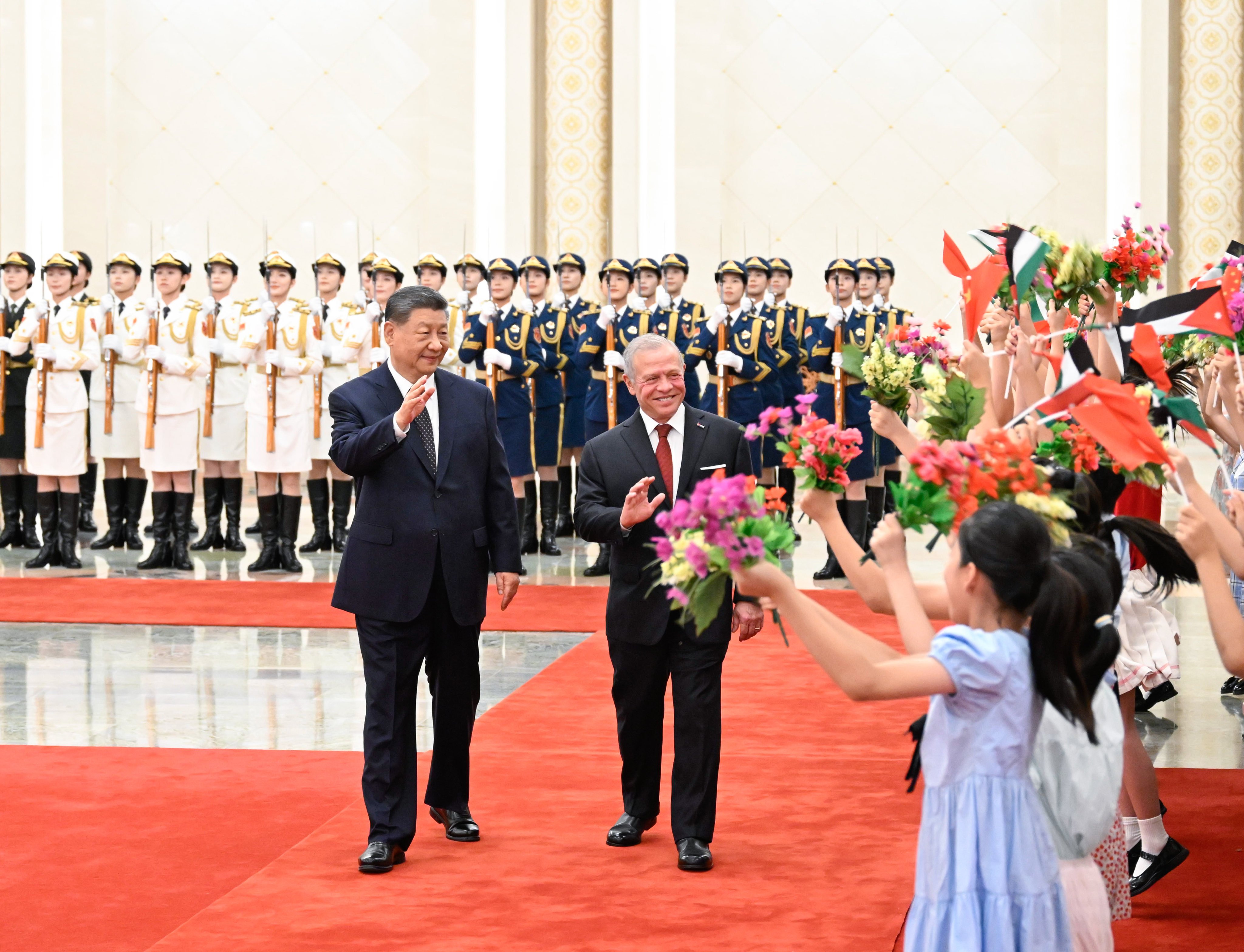 Chinese President Xi Jinping hosts a welcome ceremony for Jordan’s King Abdullah in Beijing. Photo: Xinhua
