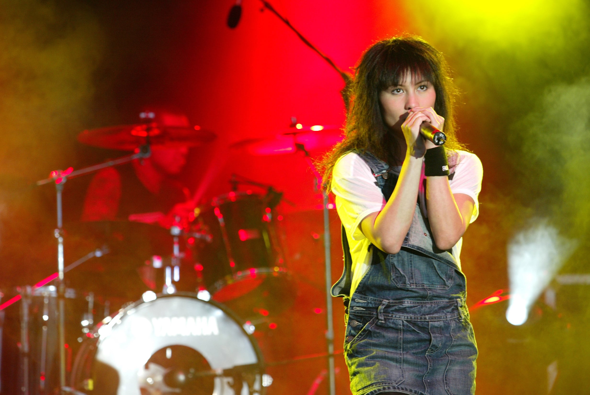 Josie Ho performs at Rockit Festival at Victoria Park in Causeway Bay, Hong Kong, on October 22, 2004. Rather than following in the footsteps of her casino magnate father Stanley Ho, she has forged her own path in music and film, winning awards along the way. Photo: Martin Chan