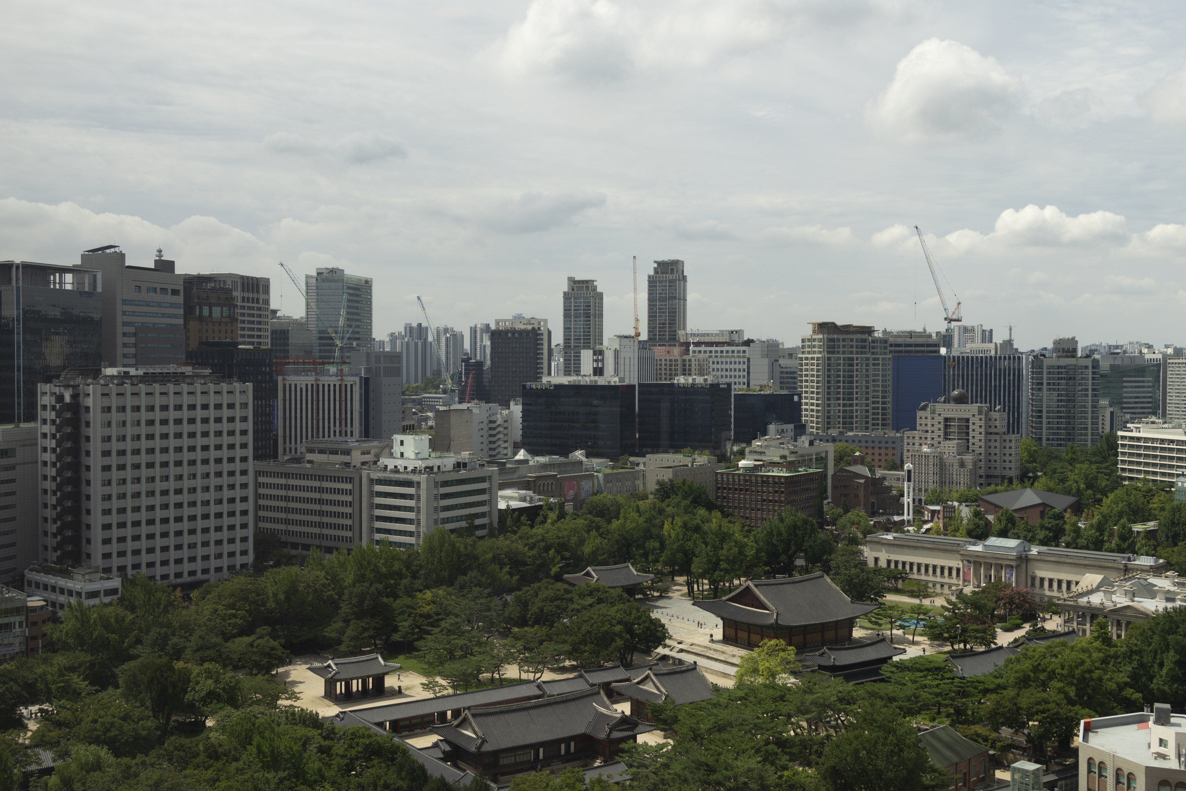 A business district in Seoul, South Korea, on Thursday. The central bank says the domestic economy continues to grow strongly, led by exports and investment. Photo: EPA
