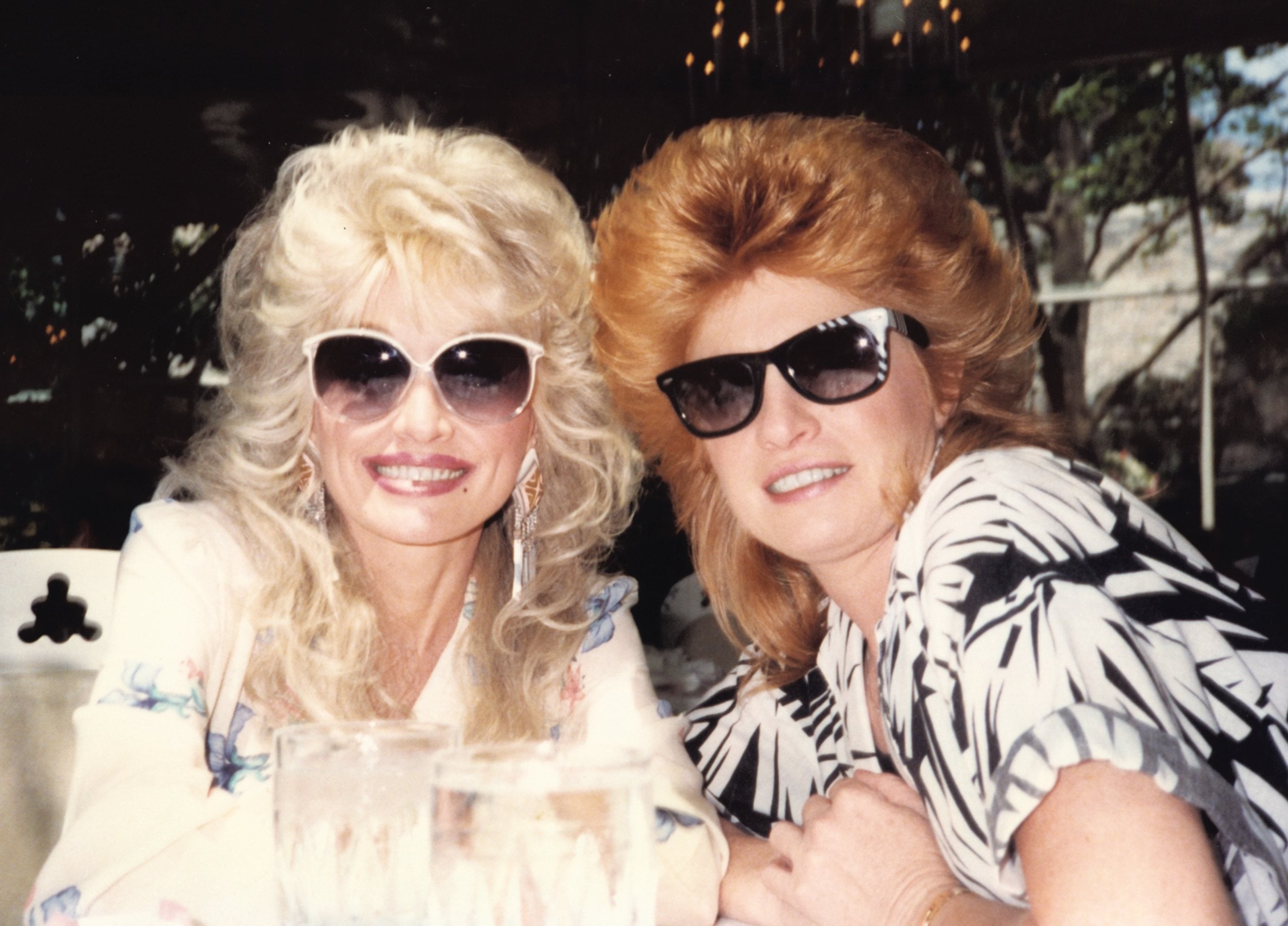 The late Dolly Parton (left) and her best friend, Judy Ogle, had known each other since childhood. Photo: @dollyparton/Instagram