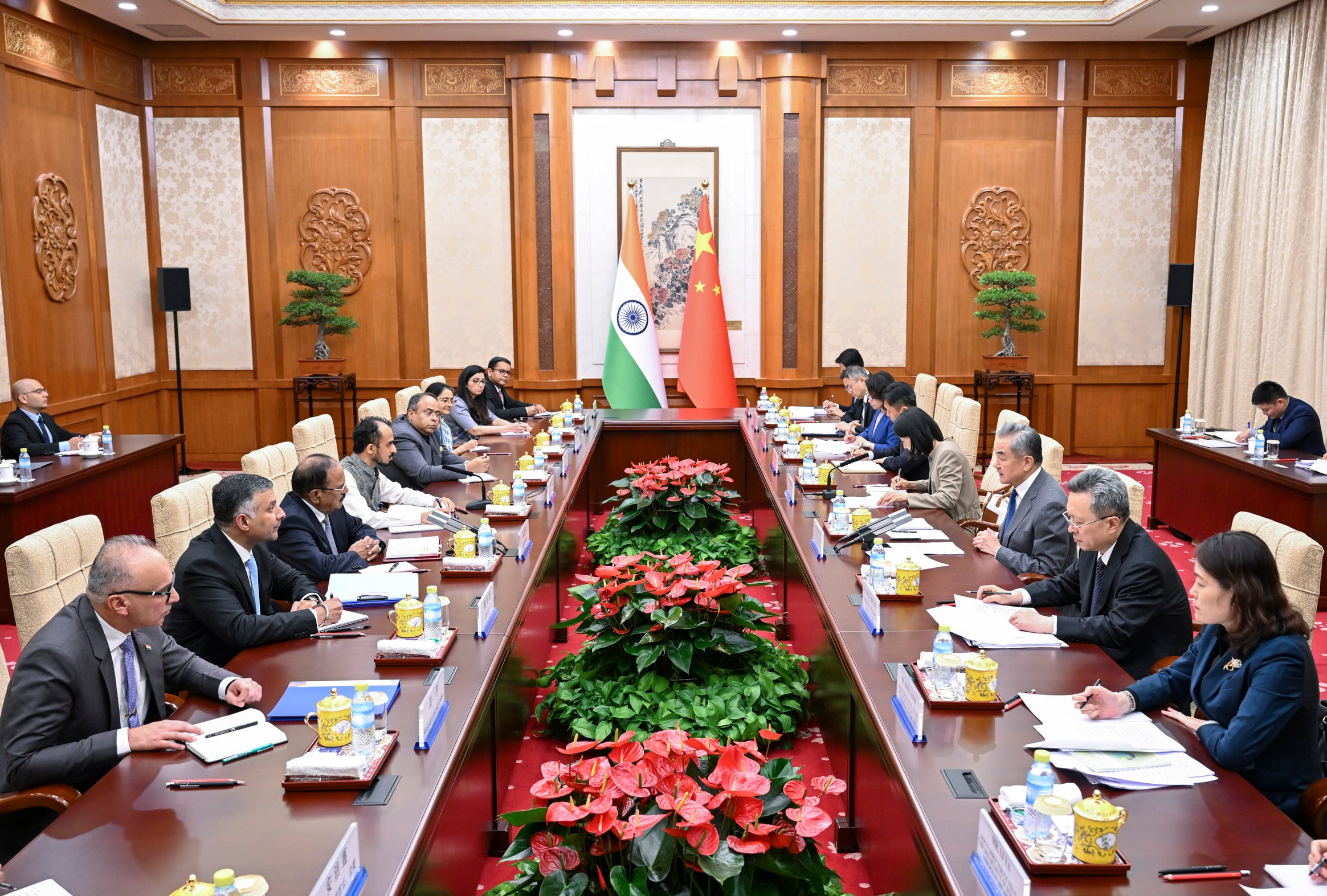 Officials from China and India meet in Beijing on Tuesday to discuss the boundary question and other issues. Photo: Xinhua