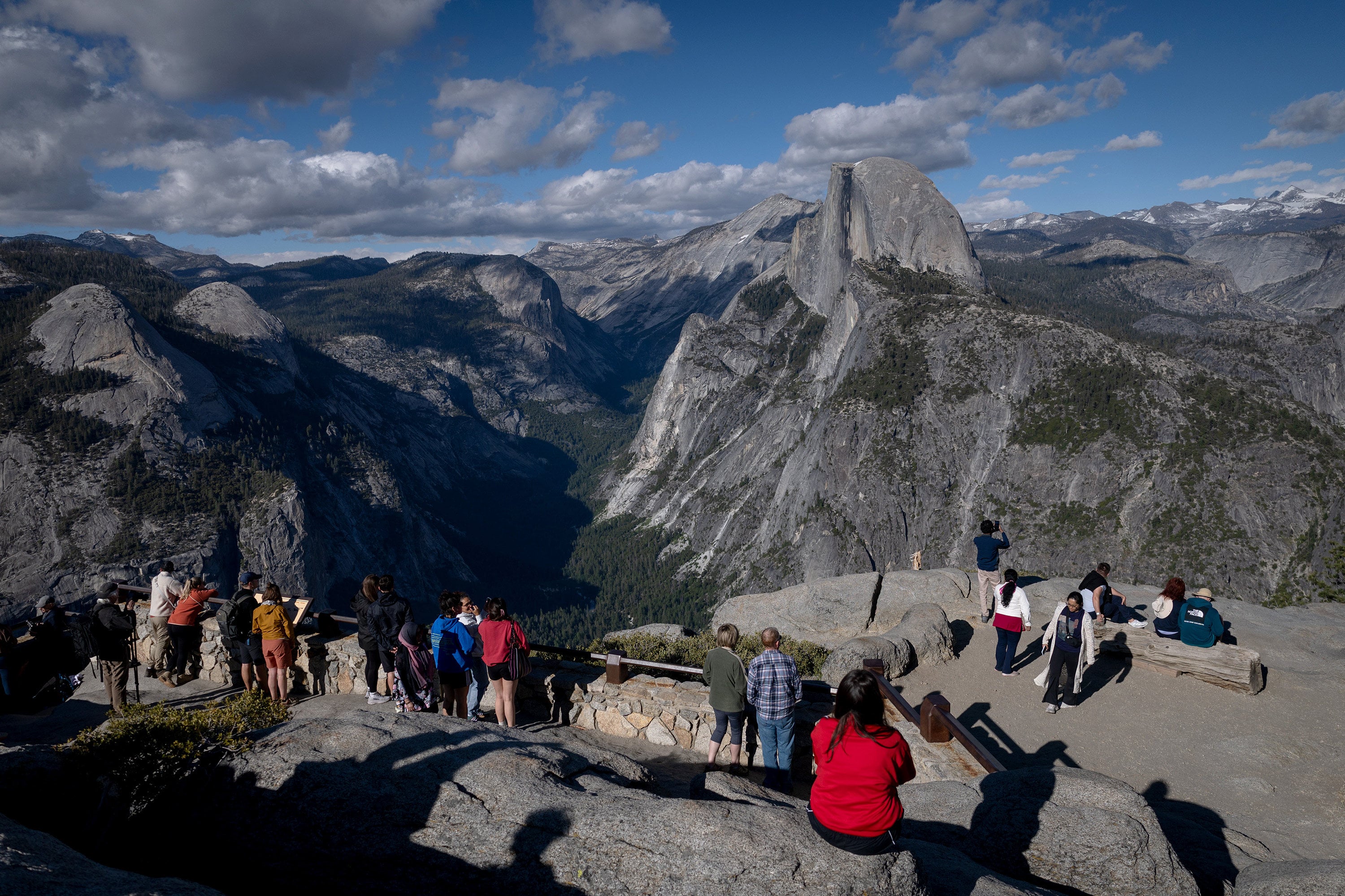 People gather at Glacier Point to look at Half Dome in Yosemite National Park on May 17. Photo: TNS