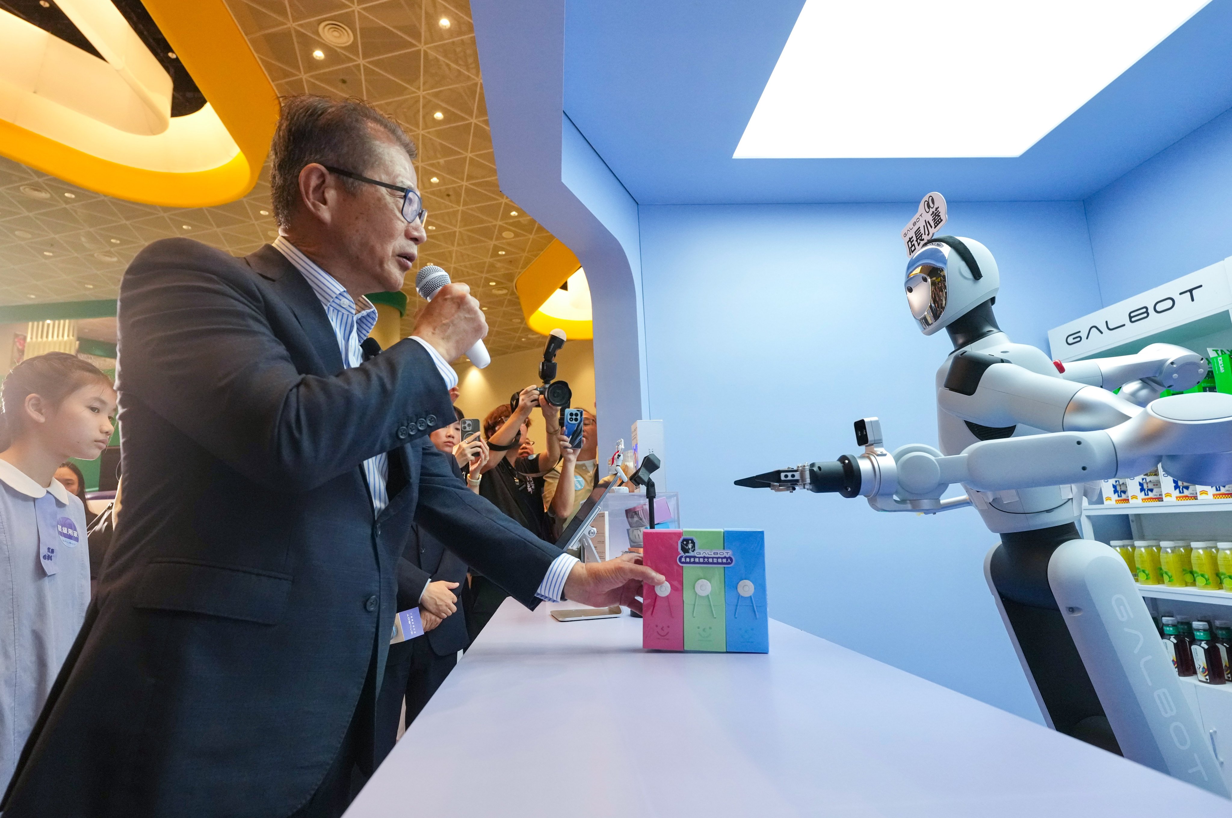 Paul Chan visits a robot-operated store set to open on Tuesday. Photo: Karma Lo