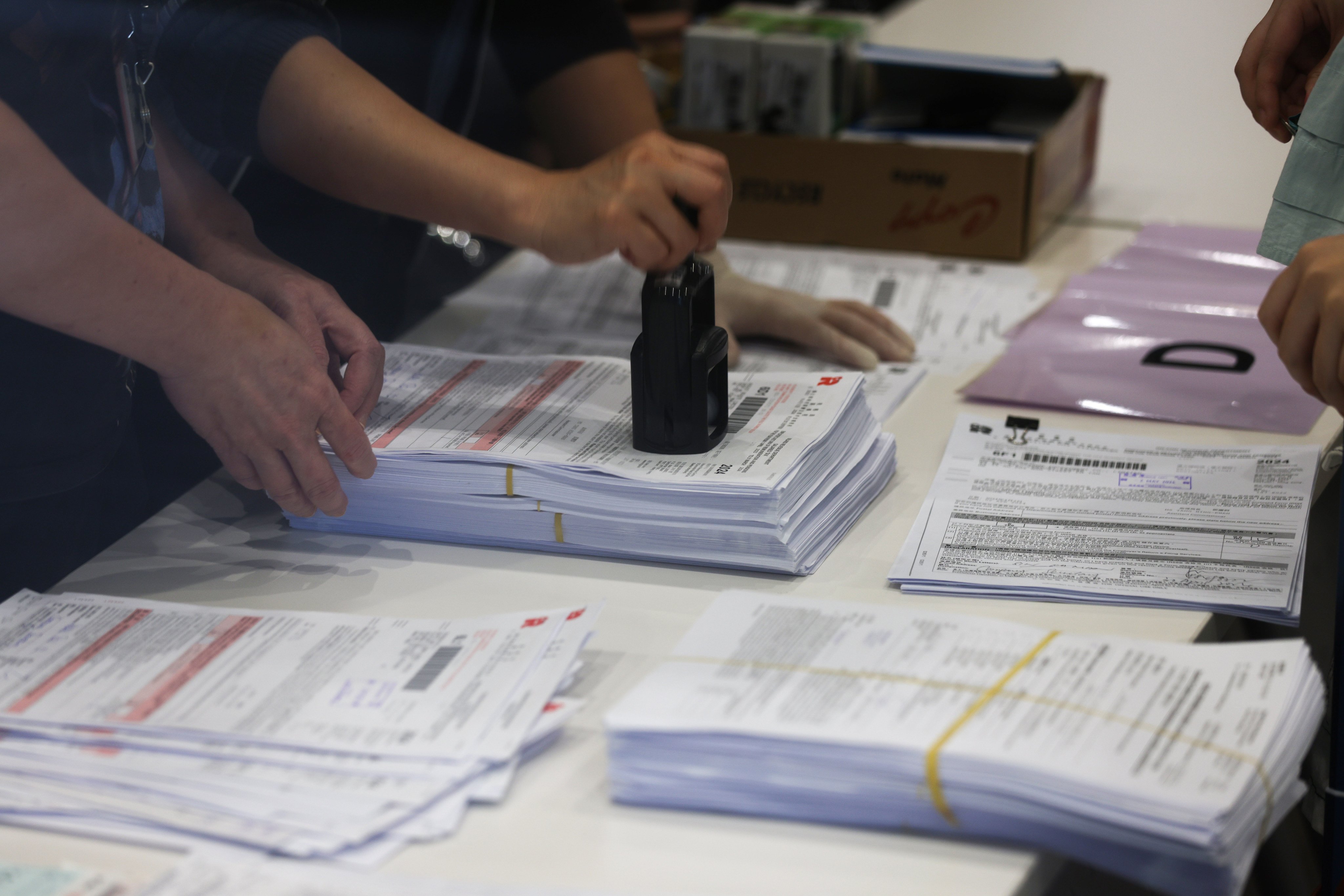 More than 33,000 people failed to submit completed tax returns because of unclear wording in Hong Kong’s eTAX system. Photo: Yik Yeung-man