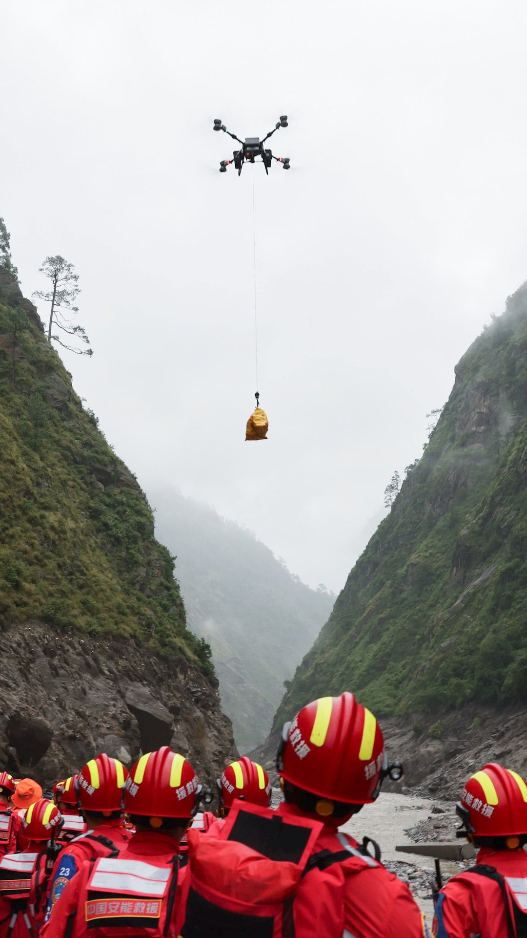 search and rescue operations underway at the mudslide-hit area in Gyirong County, southwest China’s Xizang Autonomous Region, on Aug. 29, 2026.