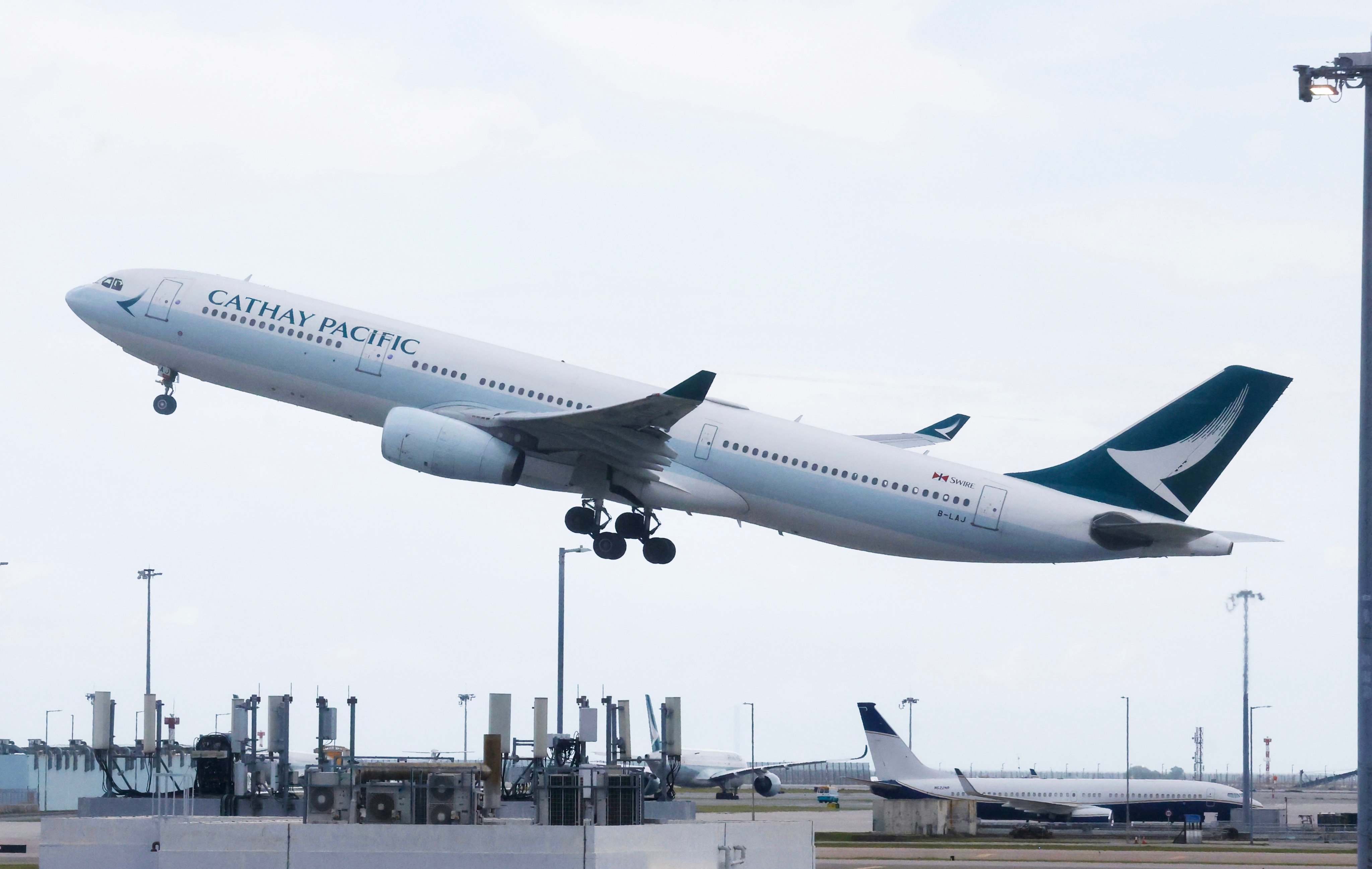 scmp.com - Enoch Yiu - Cathay Pacific extends Dubai and Riyadh flight suspension through November