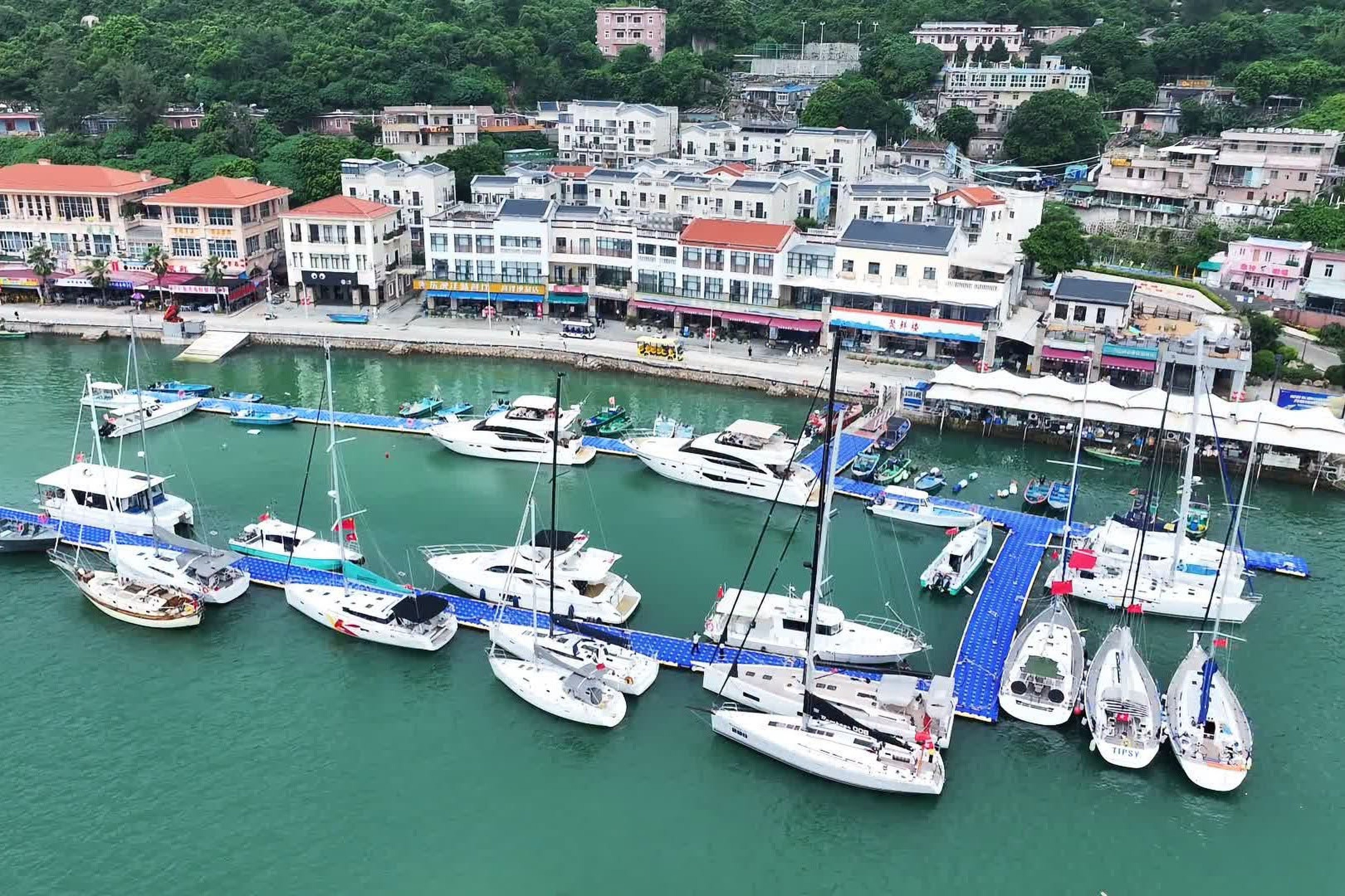 Sixteen vessels from Hong Kong and Macau recently sailed to Dongao Island under the Guangdong-Hong Kong-Macau individual yacht scheme. Photo: Handout