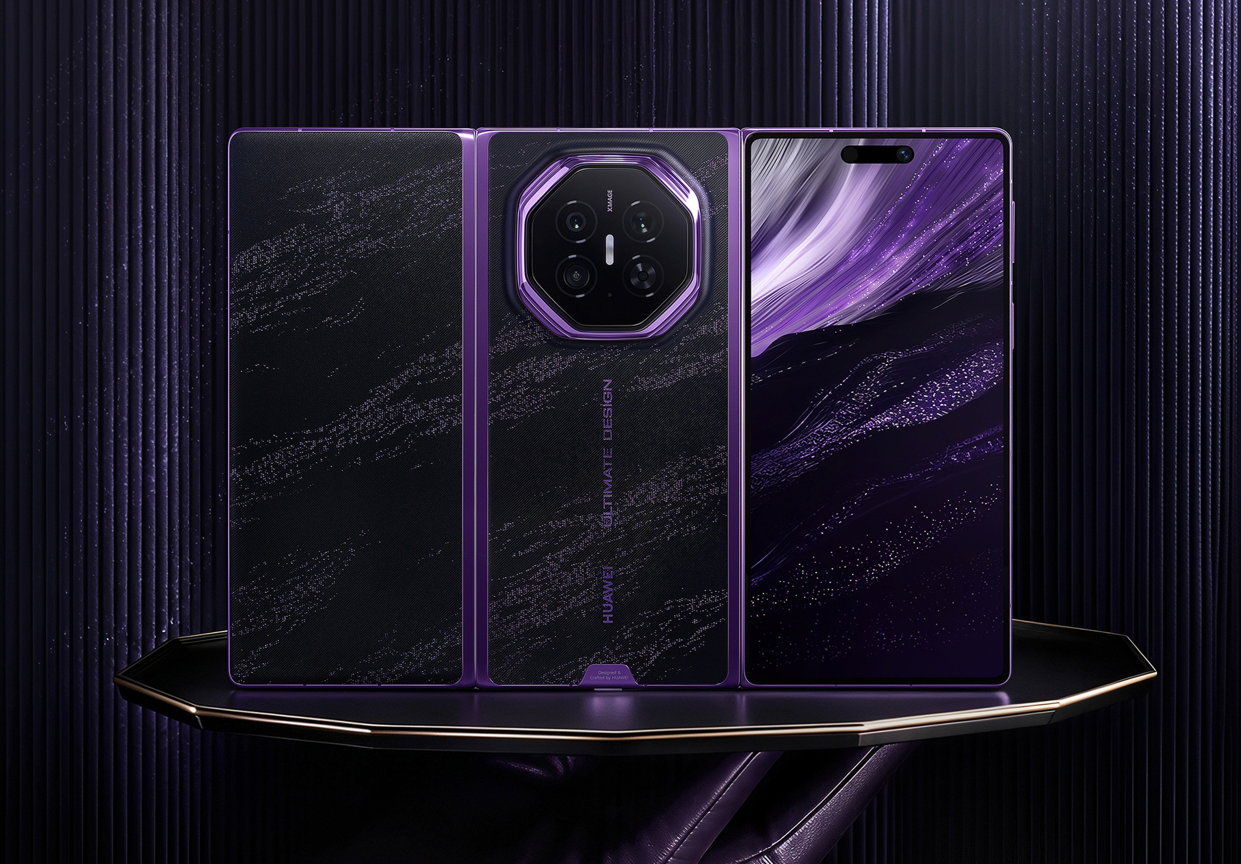 Huawei Mate XT 2  smartphone. Photo: Weibo