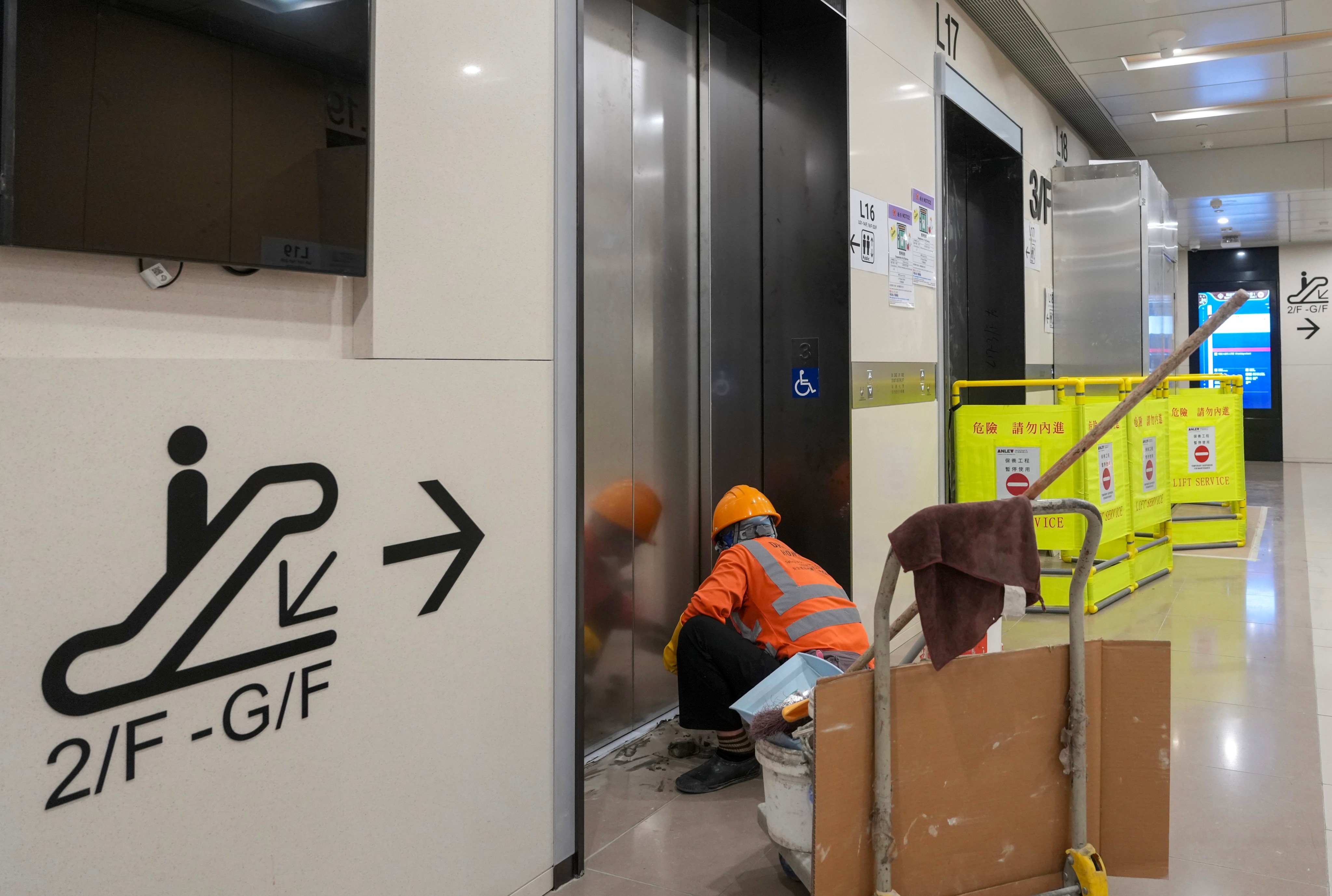 Hong Kong reserves right to seek compensation over faulty hospital lift work