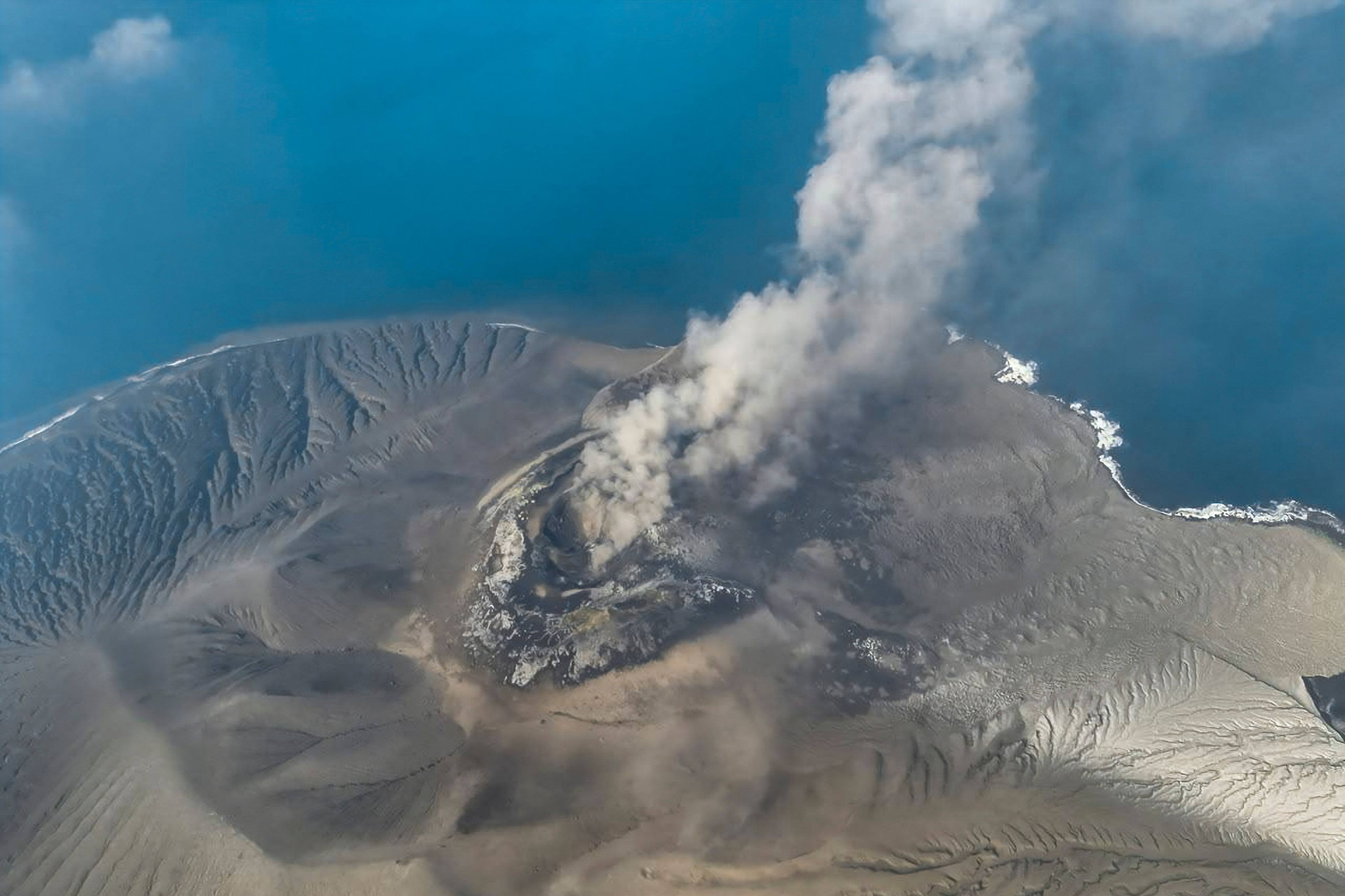 Mount Krakatoa in the Sunda Strait, South Lampung,  spews smoke and volcanic ash during an eruption. Photo: AFP/Indonesia’s Centre for Volcanology and Geological Hazard Mitigation