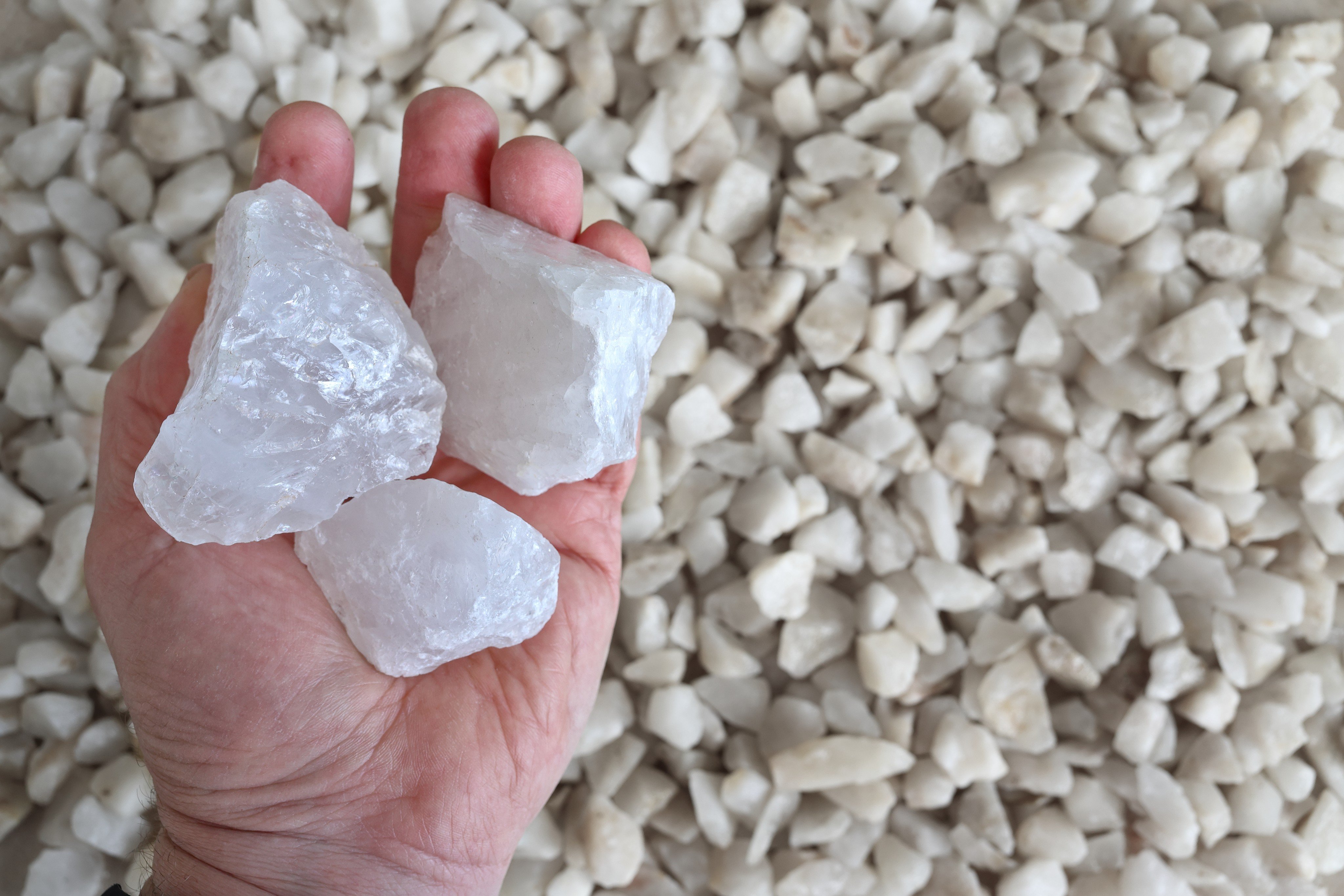 scmp.com - Victoria Bela - Quartz deposit purity in central China 'highly similar' to US Spruce Pine: study
