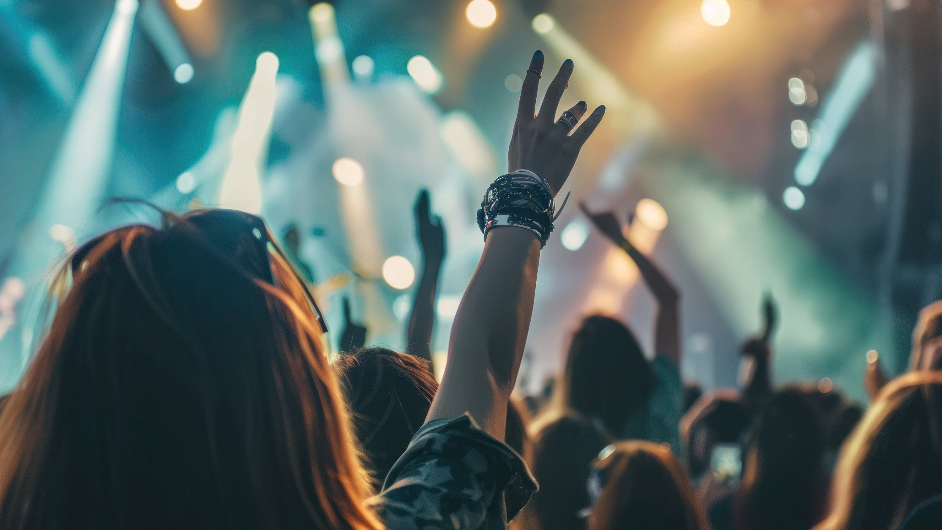 A Jiangxi teen insisted on coming to Hong Kong for her idol's concert, despite being told by her parents and community officials not to due to their public subsidy recipient status. Photo: Shutterstock