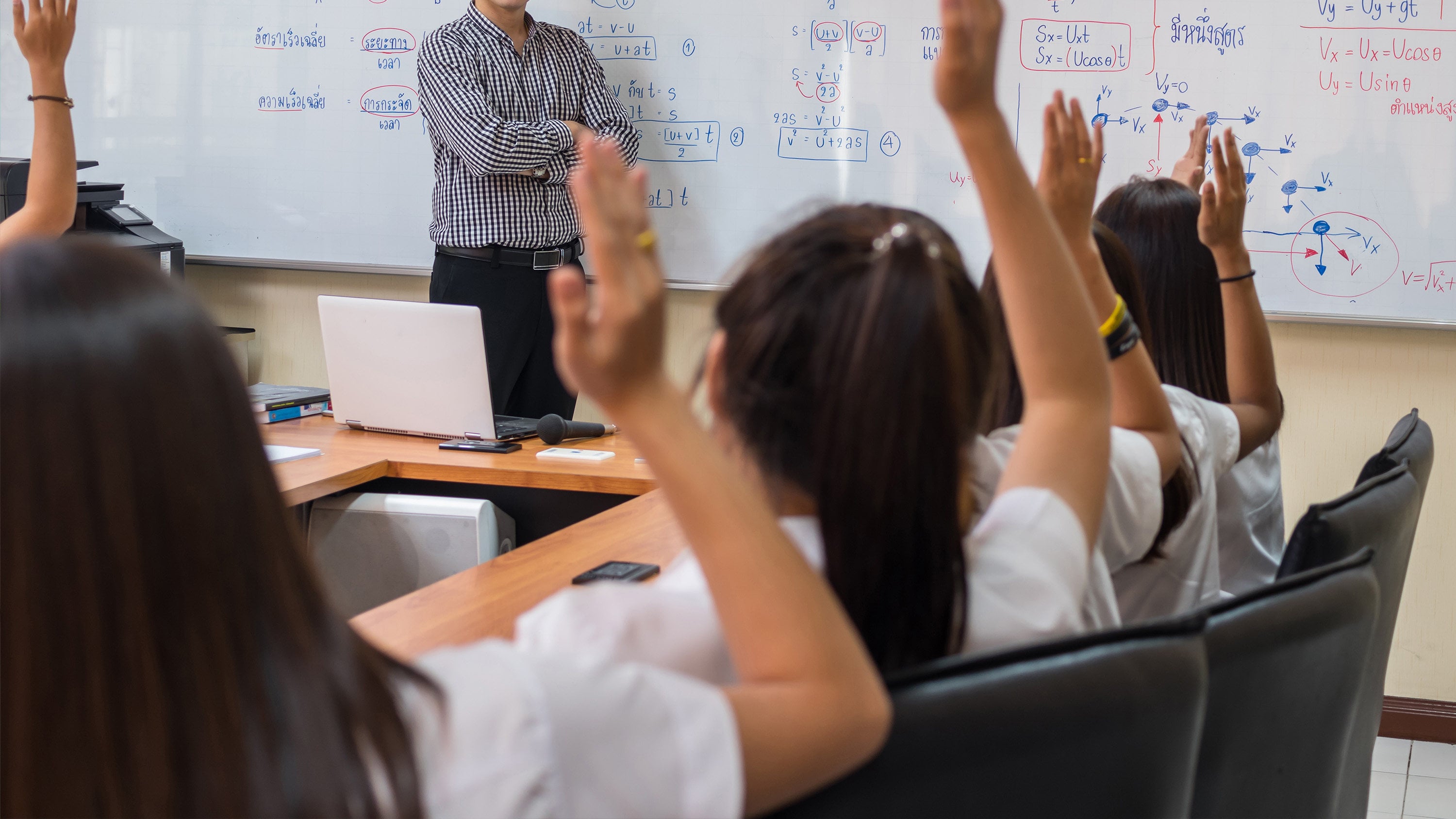 A secondary school in Guangdong has prompted an investigation by the local education authority after implementing a stringent policy that restricts students to just one bathroom break per school term during class. Photo: Shutterstock