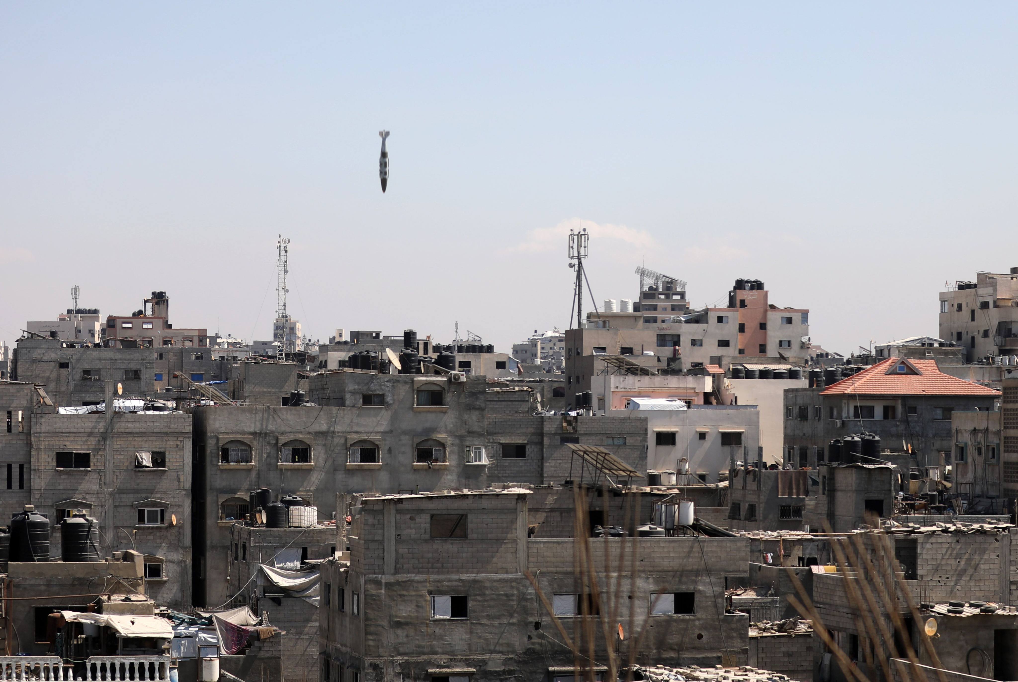 A Israeli missile strikes a target in Gaza City’s Al Shati refugee camp on September 9 following an evacuation warning. Photo: APA Images via ZUMA Press Wire/dpa