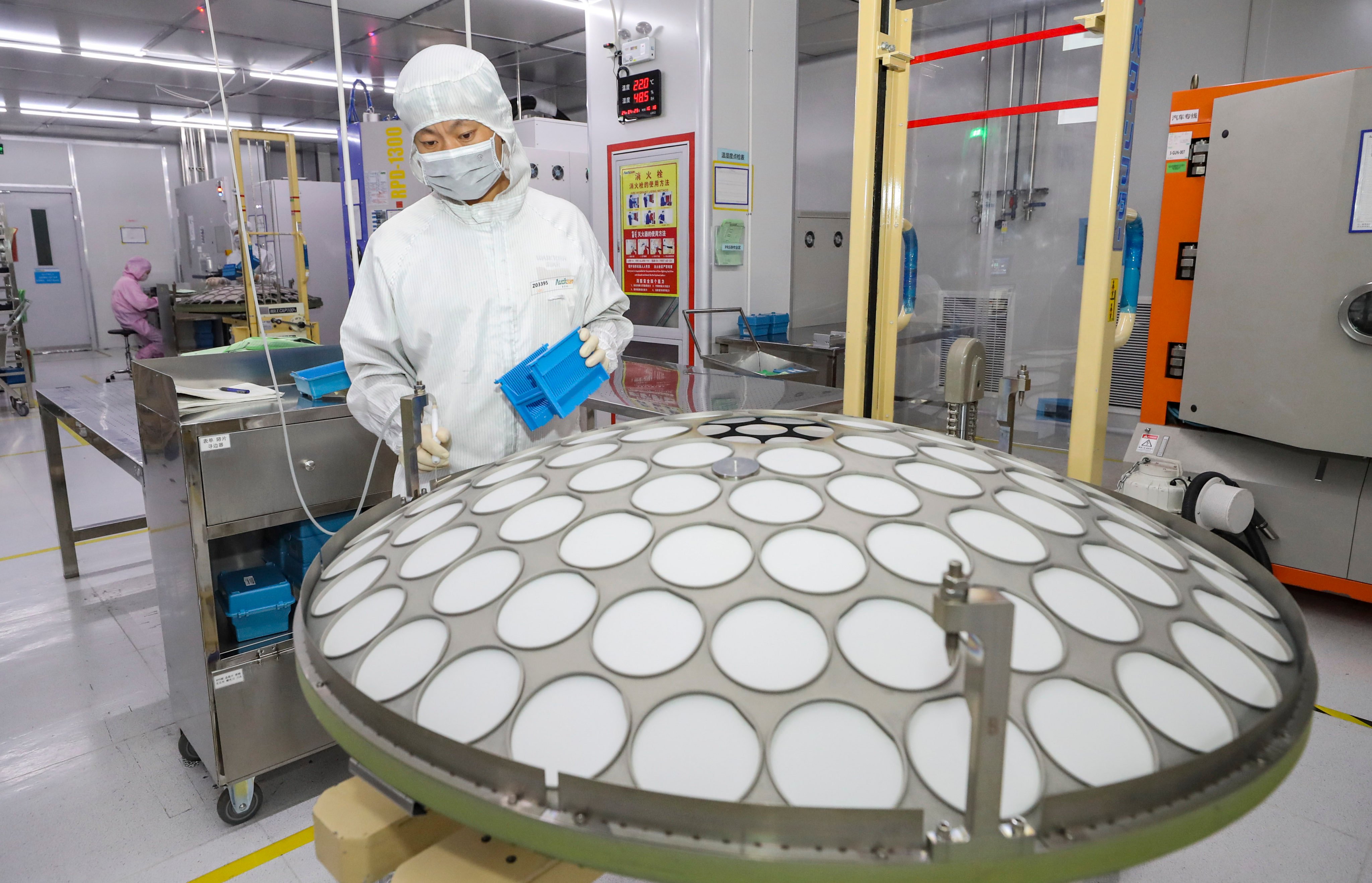 scmp.com - Ben Jiang - Chinese breakthrough in chip material aims to clear hurdle for next-gen memory