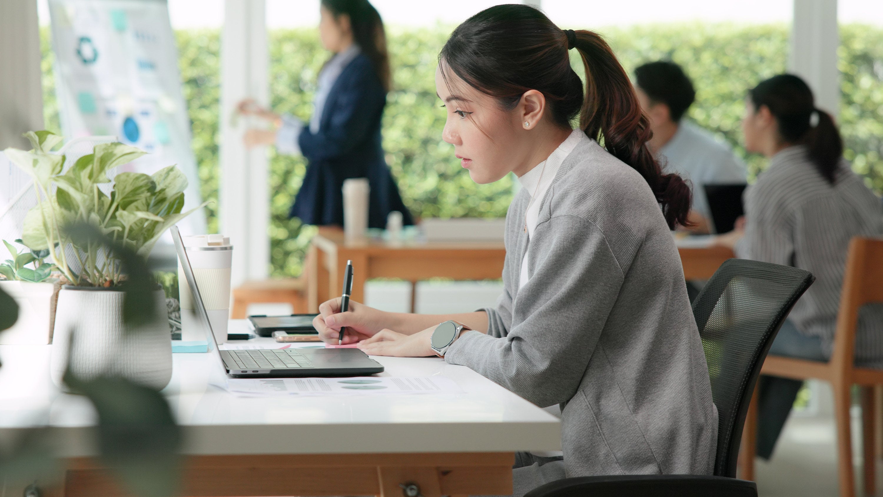 To escape corporate stress, a growing number of young Chinese workers are actively rejecting promotions. Photo: Shutterstock
