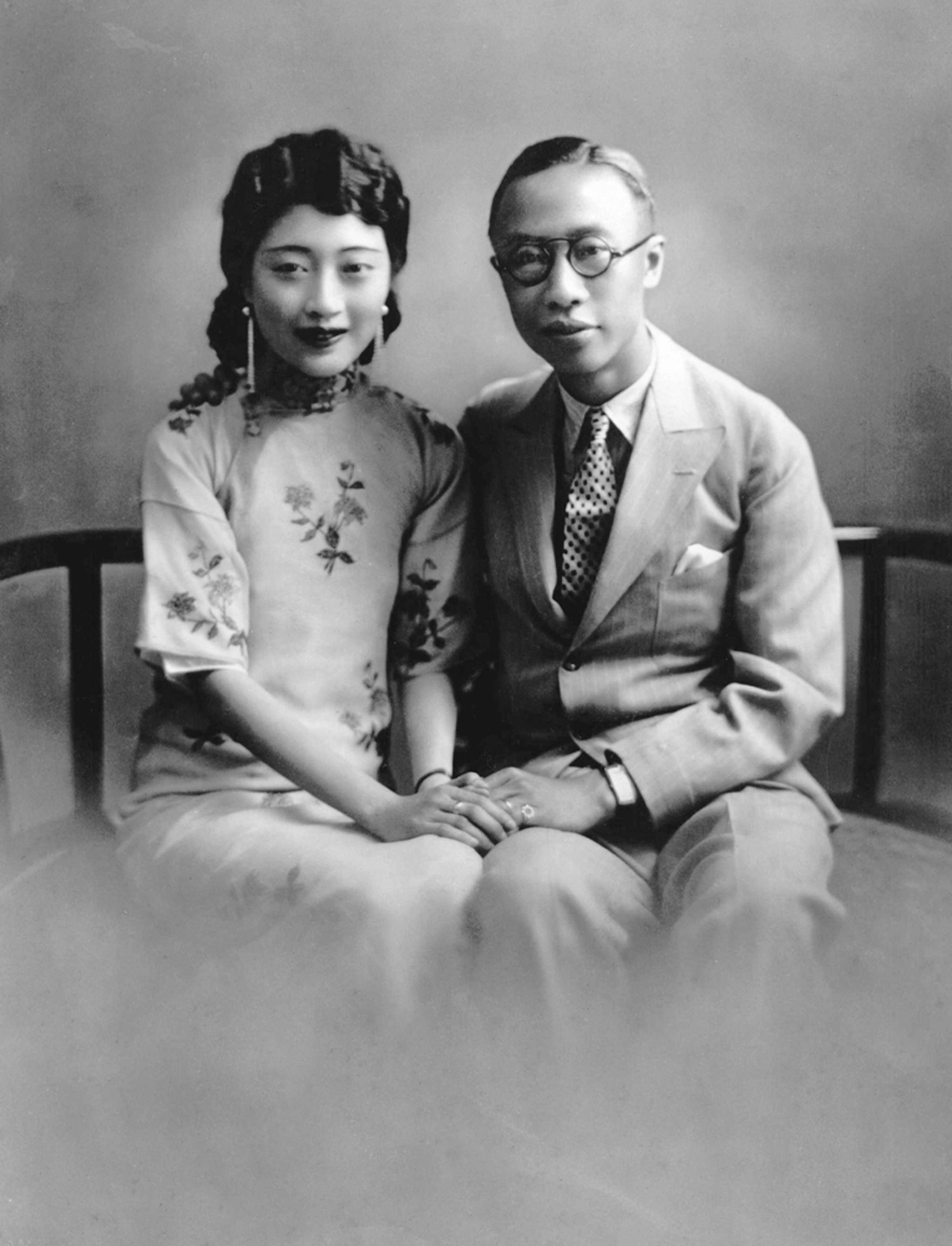 Wanrong and Puyi, in Tianjin, circa 1925. Photo: Getty Images